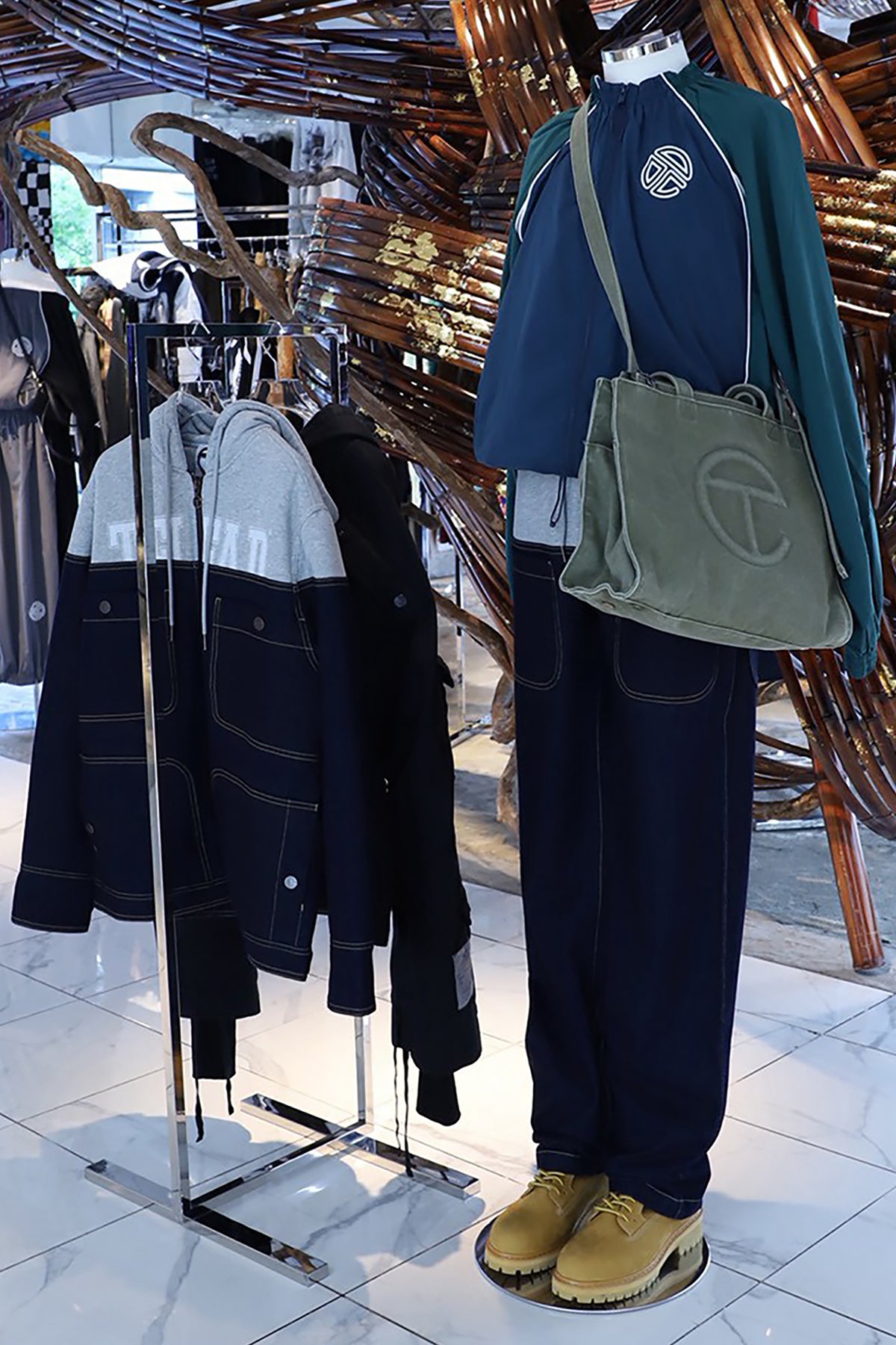 GR8 STYLING 20261025-1