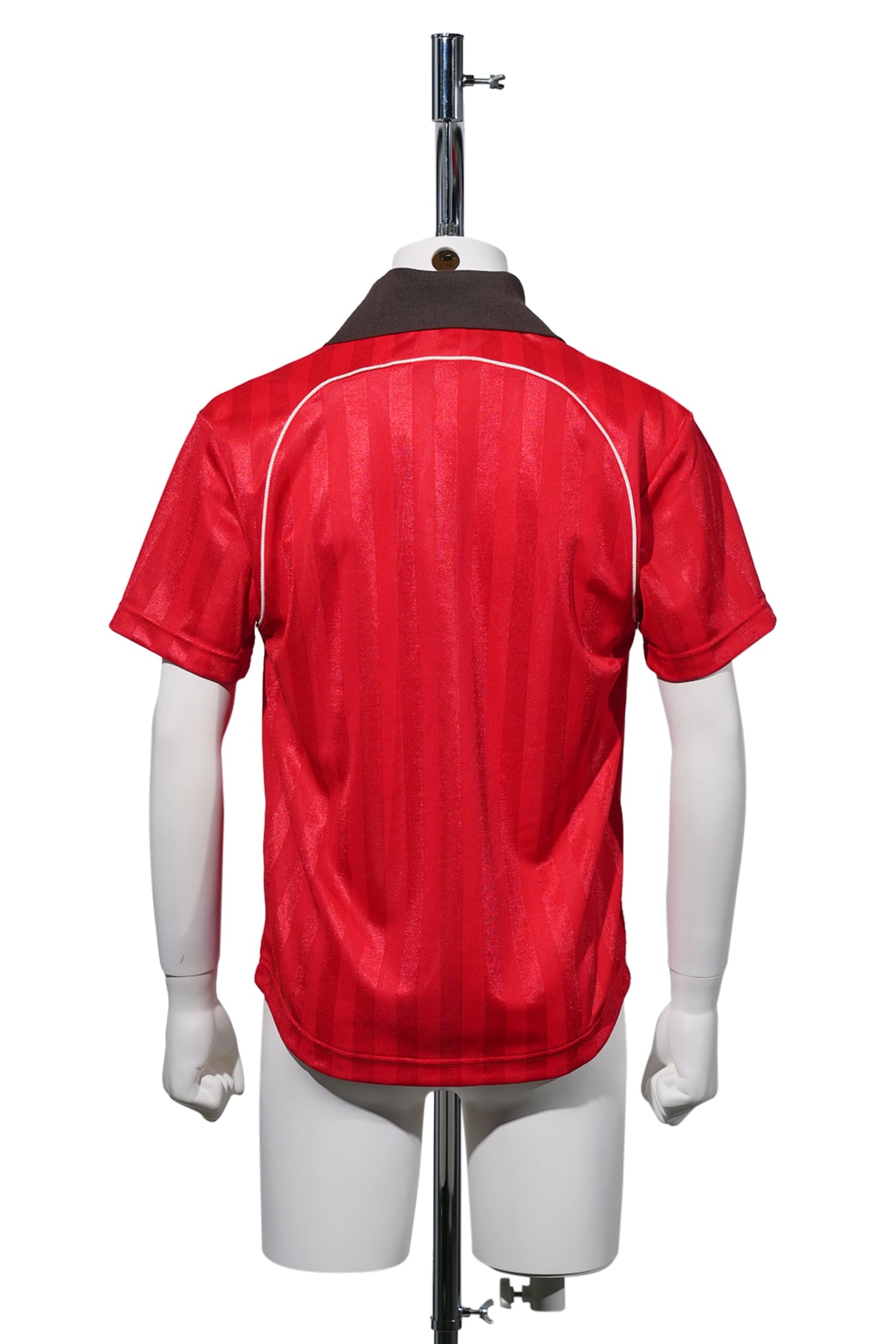 WB FTBL TEE / BETTER SCARLET