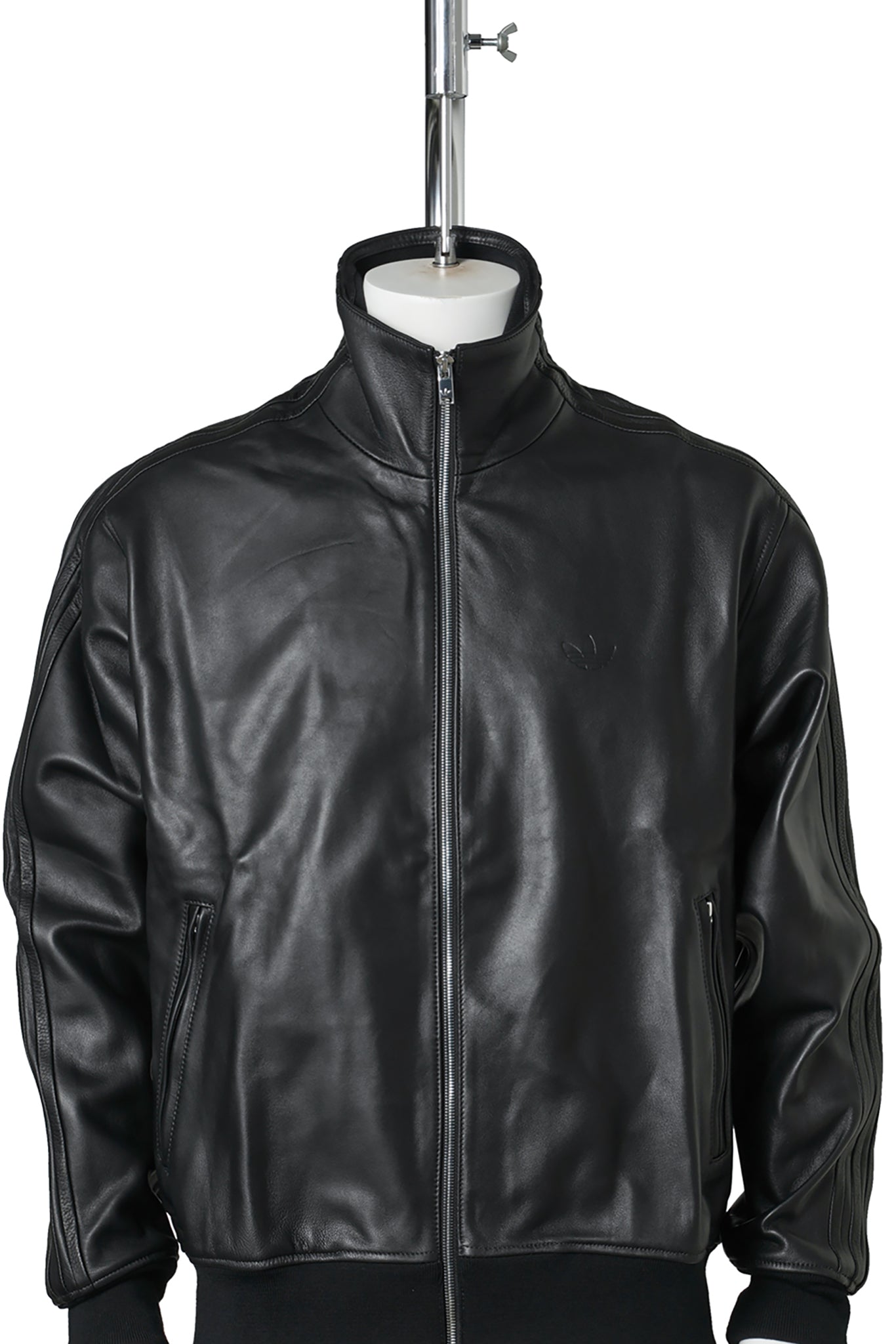 A LEATHER TT / BLACK