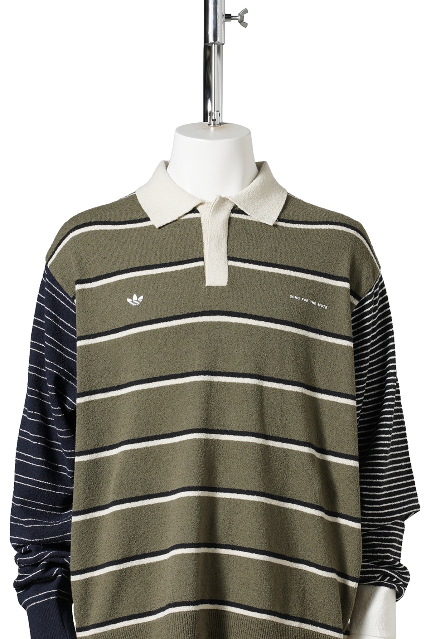 ADI007 LS TEE / OLISTR/ALUMIN/BLACK