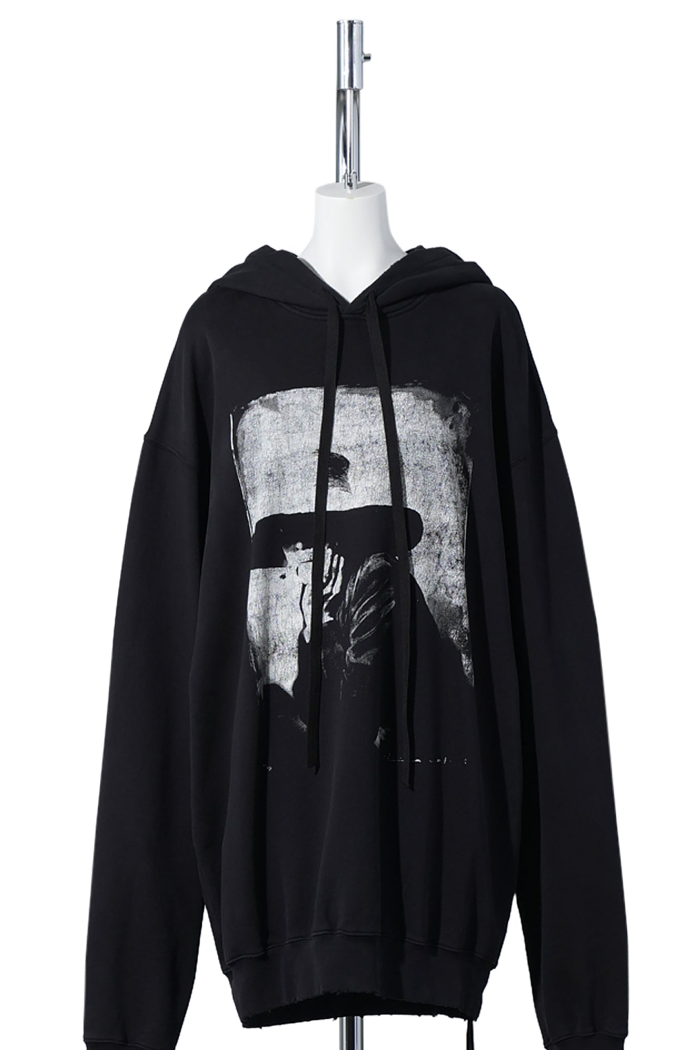 OLLIE HIGH COMFORT HOODY WITH "THE STRANGER" PRINT / BLACK