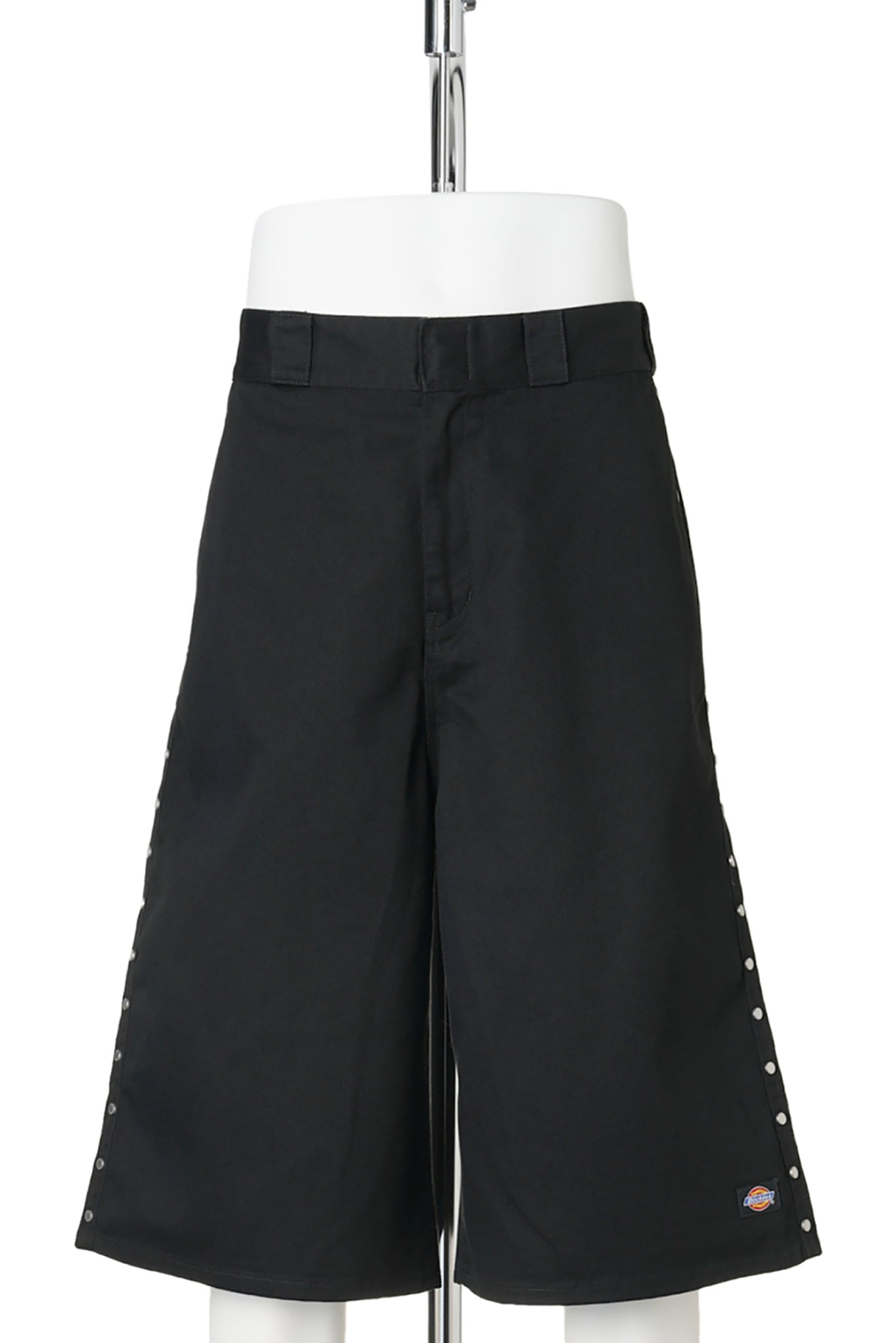 STUDDED HALF PANTS / BLACK