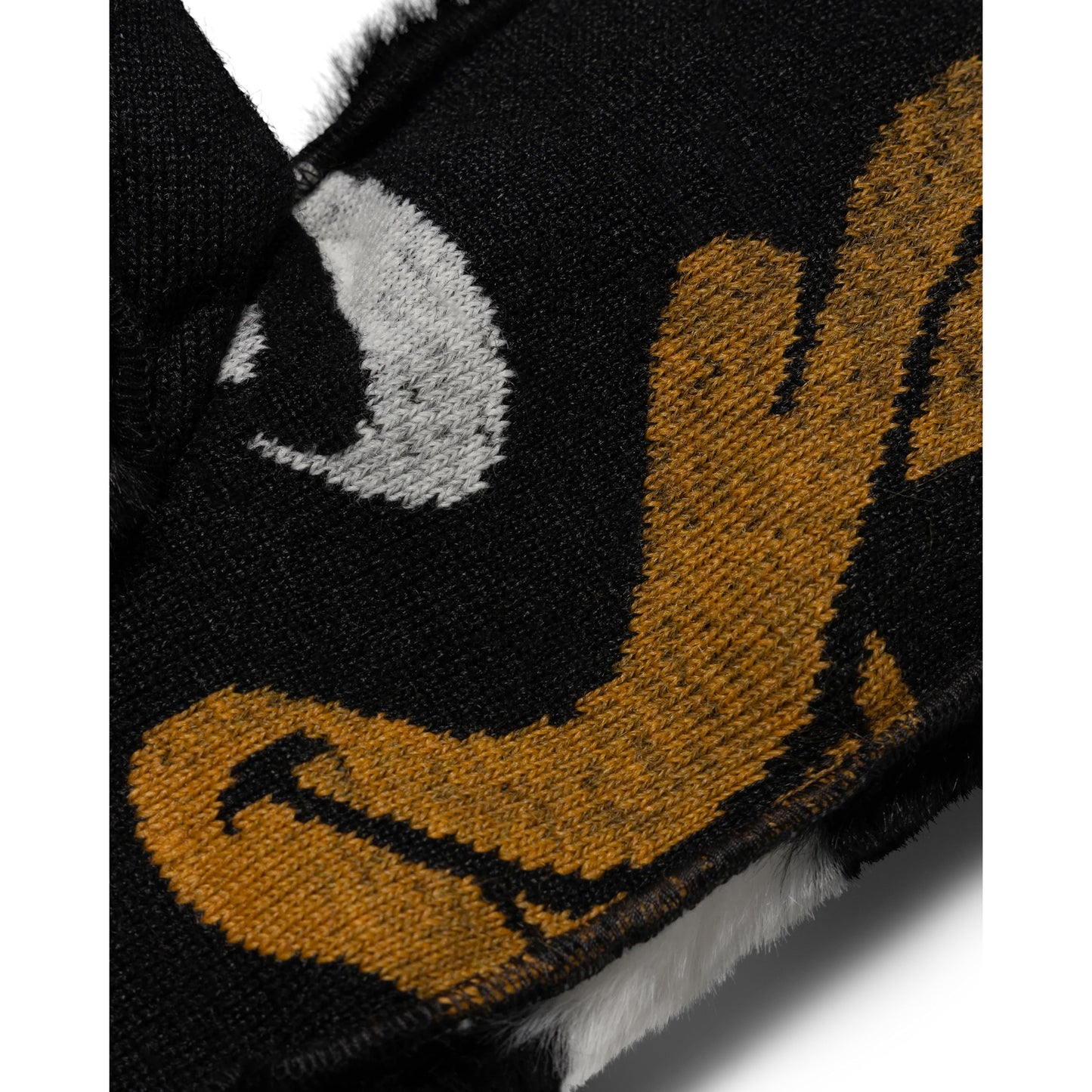 FUZZY DUCK DOES HE MITTENS / MULTI