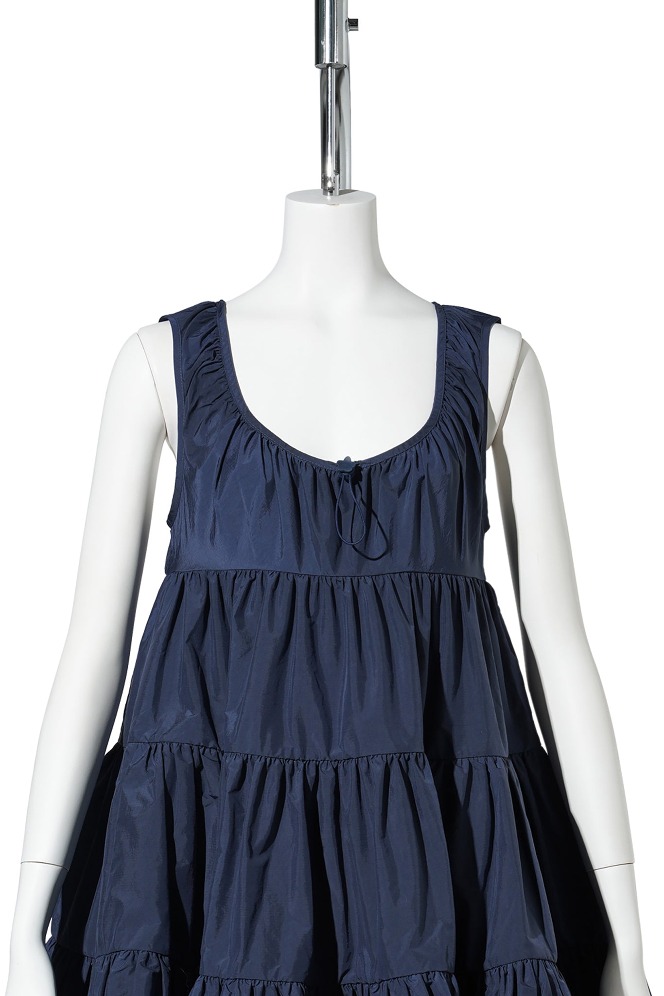 SLEEVELESS ROUND NECK DRESS WITH TIERED SKIRT / NAVY