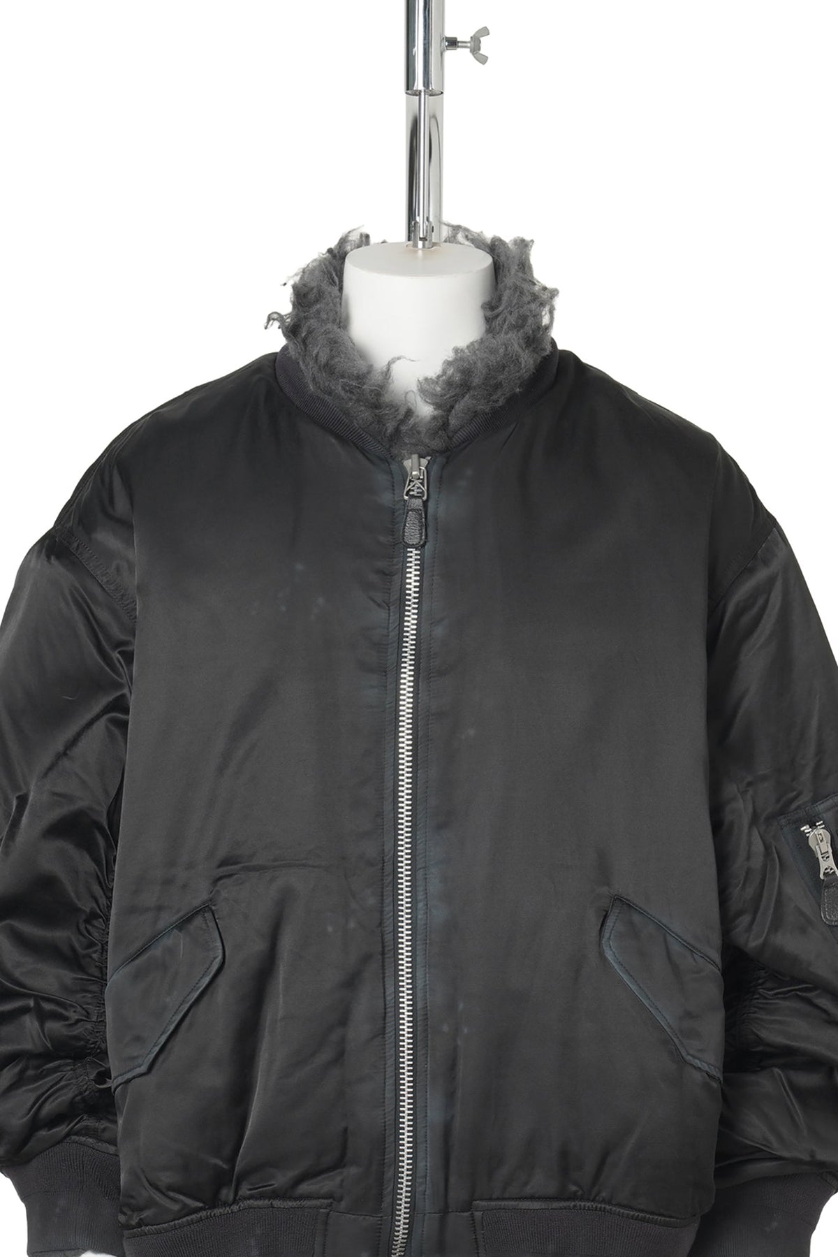 SMOKE FUR BOMBER JACKET / BLACK