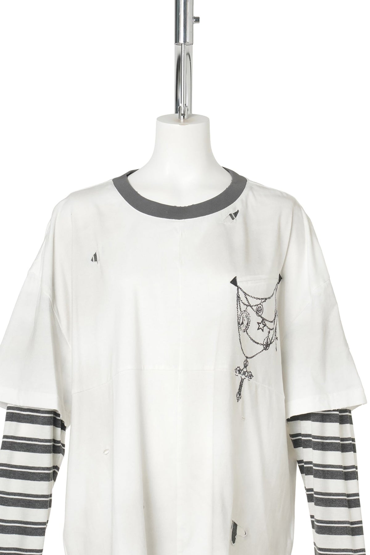 PRINTED LAYERED-LOOK TOP / GREY/WHITE