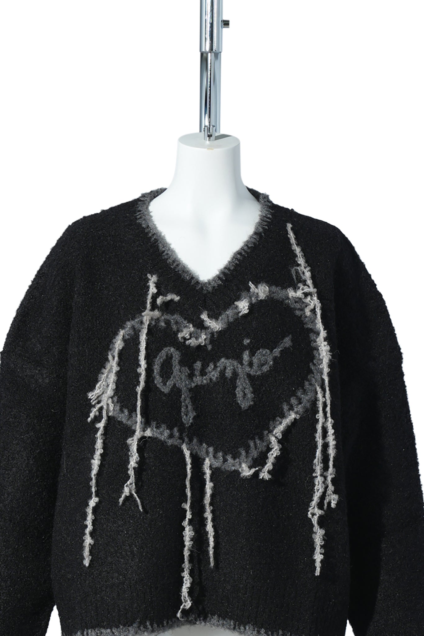 GUIZIO HEART SWEATER / BLACK