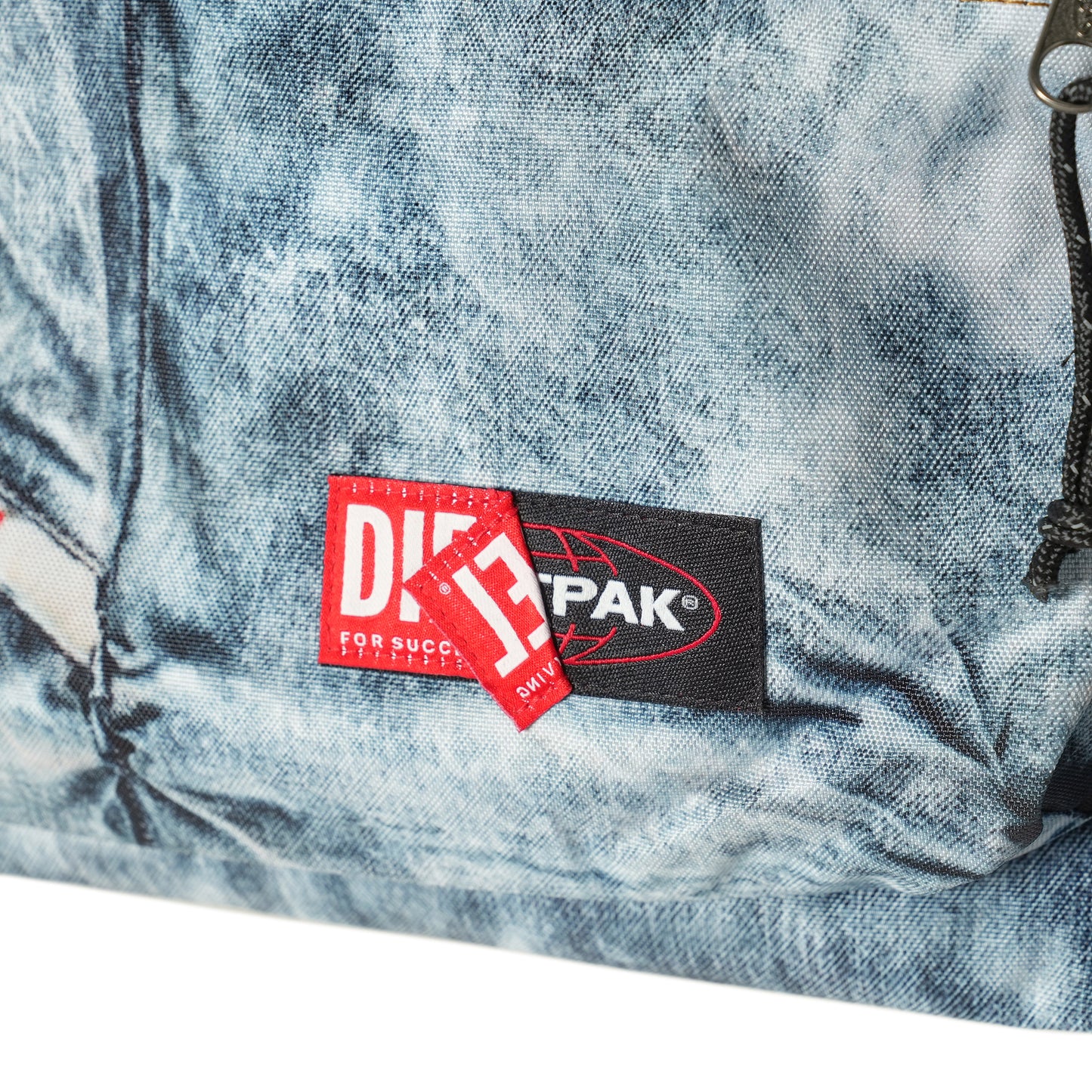 DIESEL x EASTPAK DAY PAK'R / HB014