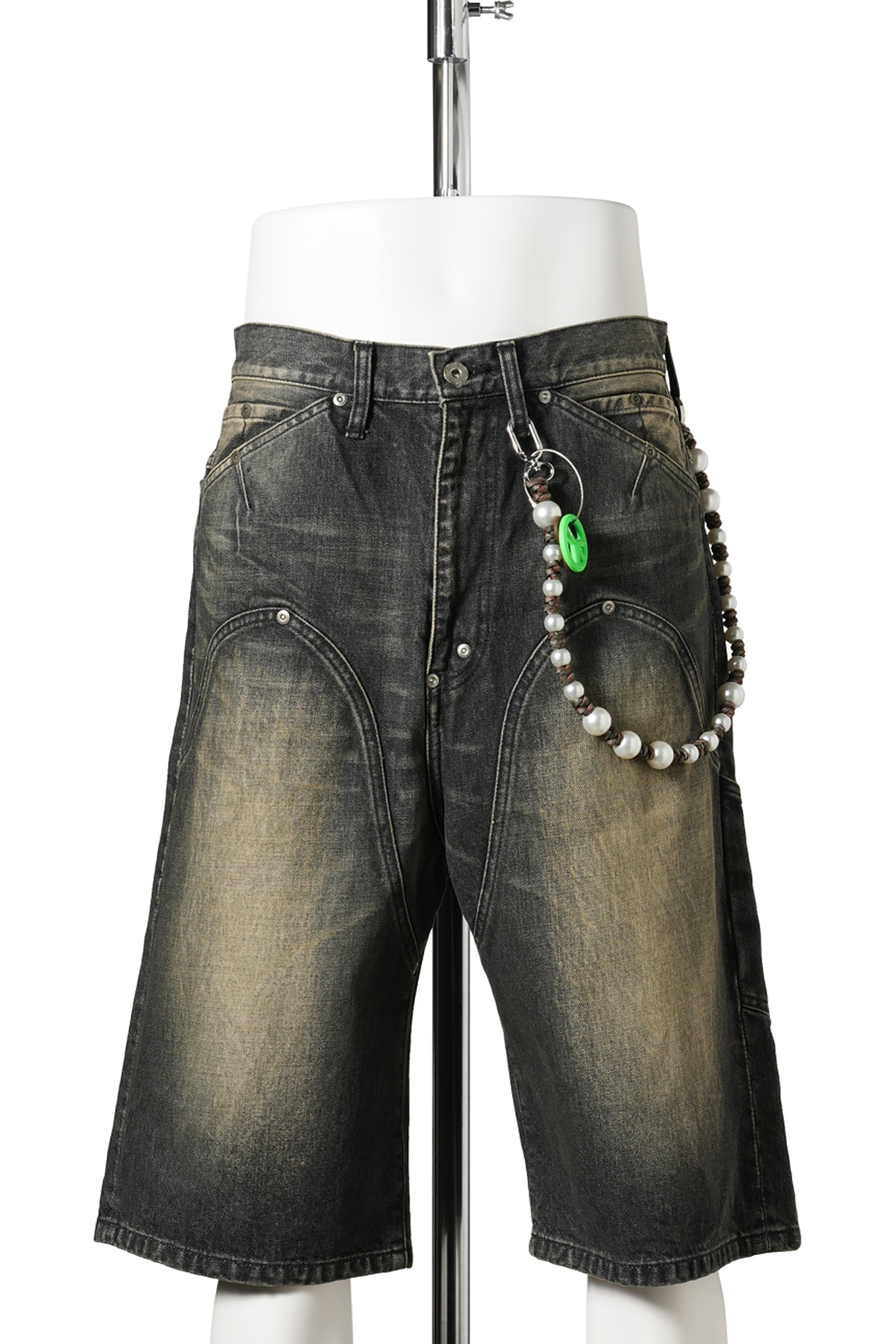 NEWCOMMUNE BAGGY DENIM SHORTS / BLACK