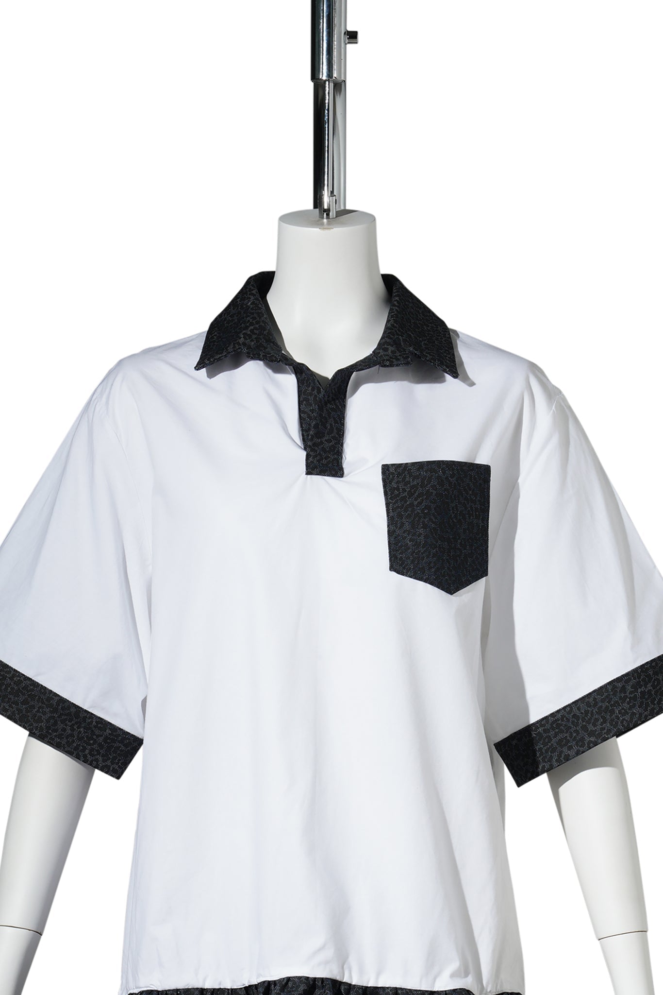 DHIRAN PAIGE POLO DRESS / WHITE
