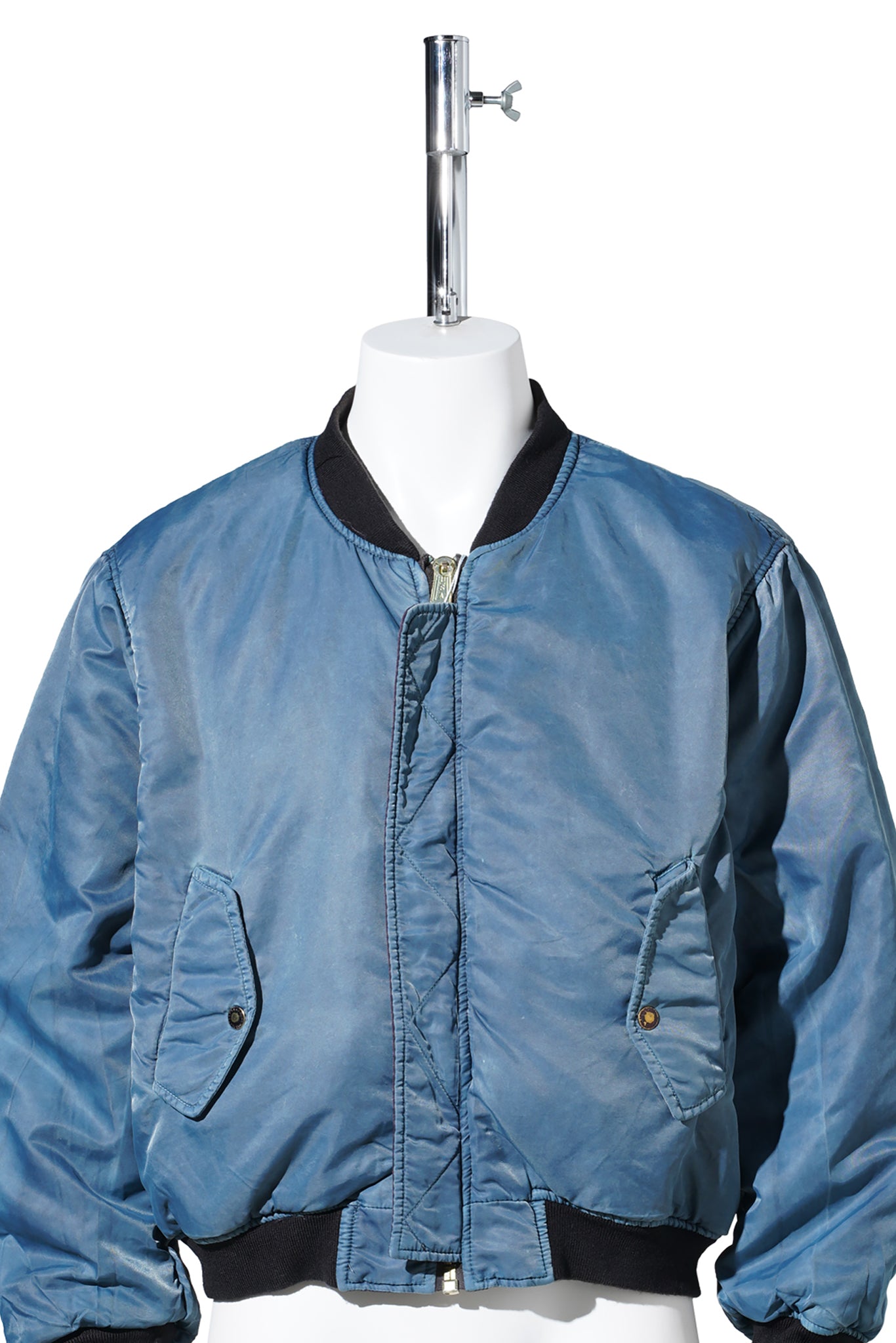 GAMENT DYE NYLON BOMBER JACKET / BLUE x BROWN