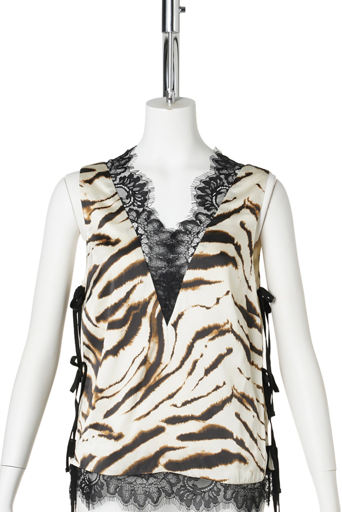 PRINTED STRETCH SATIN V-NECK LACE SLIP TOP / EGRET