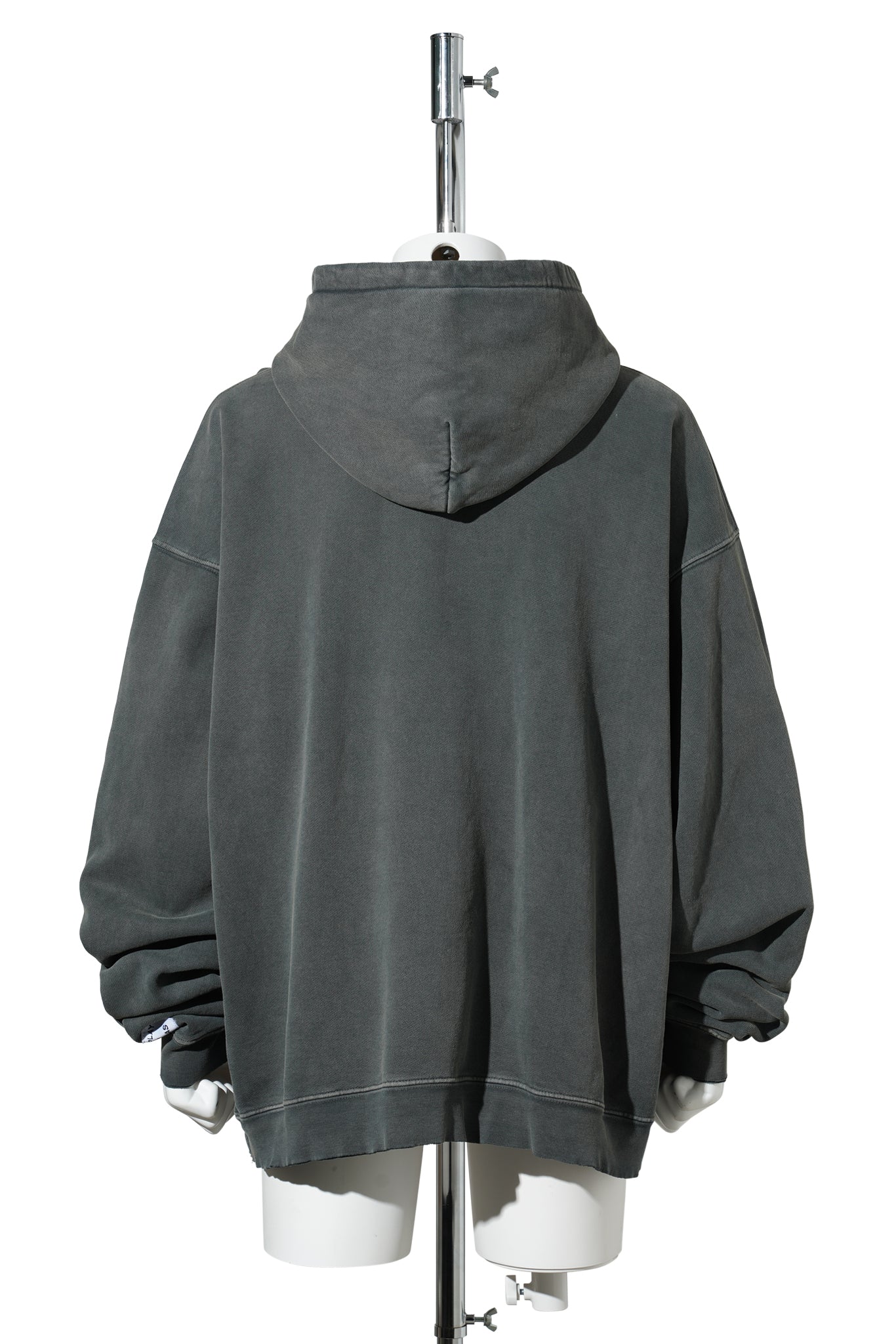 DEPT EMBOSSED HOODIE / GRAPHITE