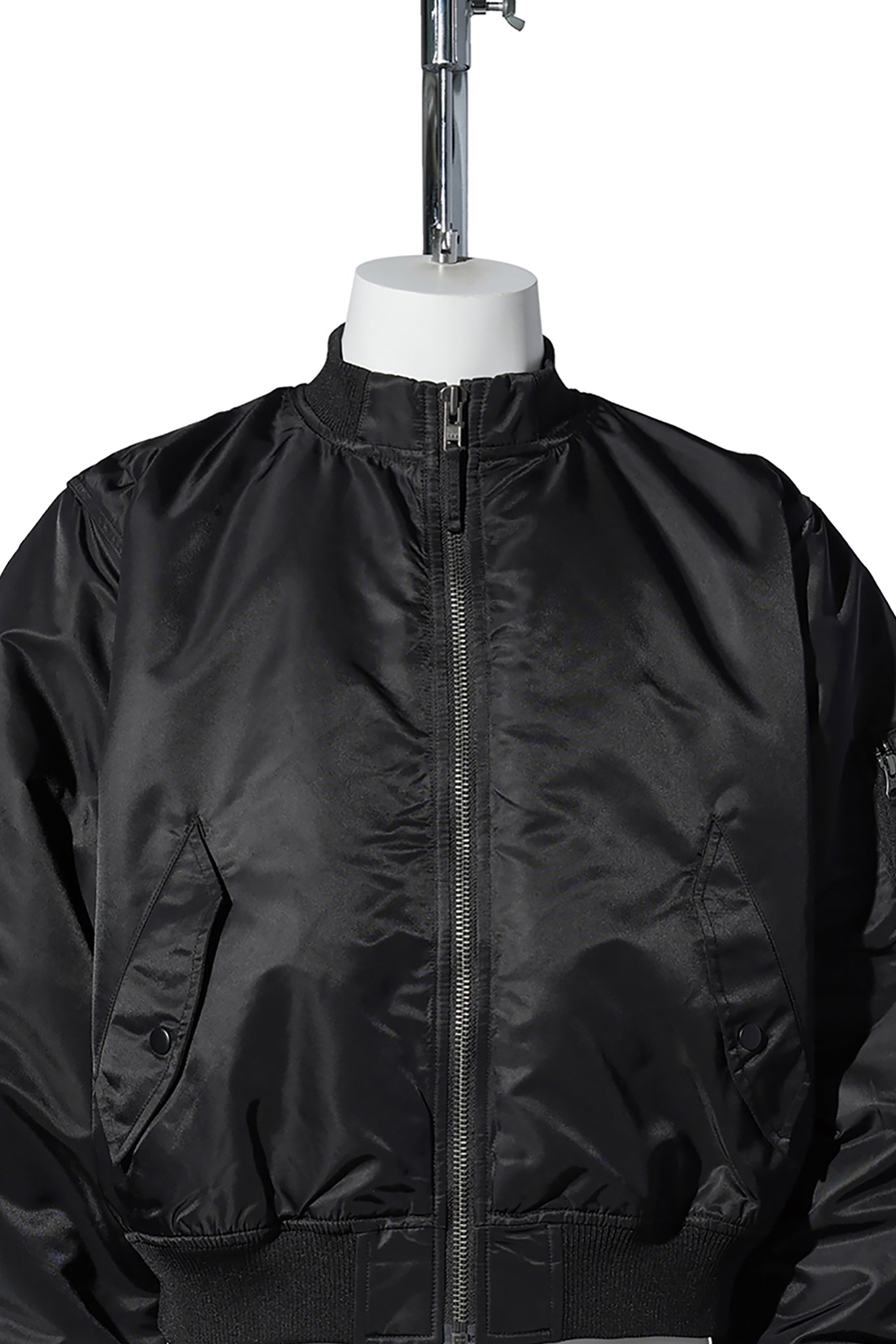 BOMBER JACKET / BLACK