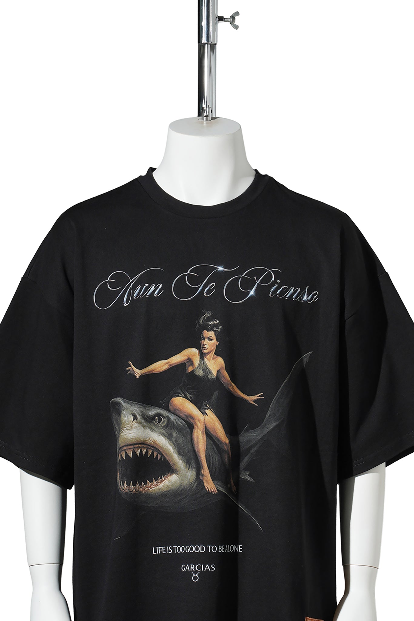 SHART VINTAGE T-SHIRT