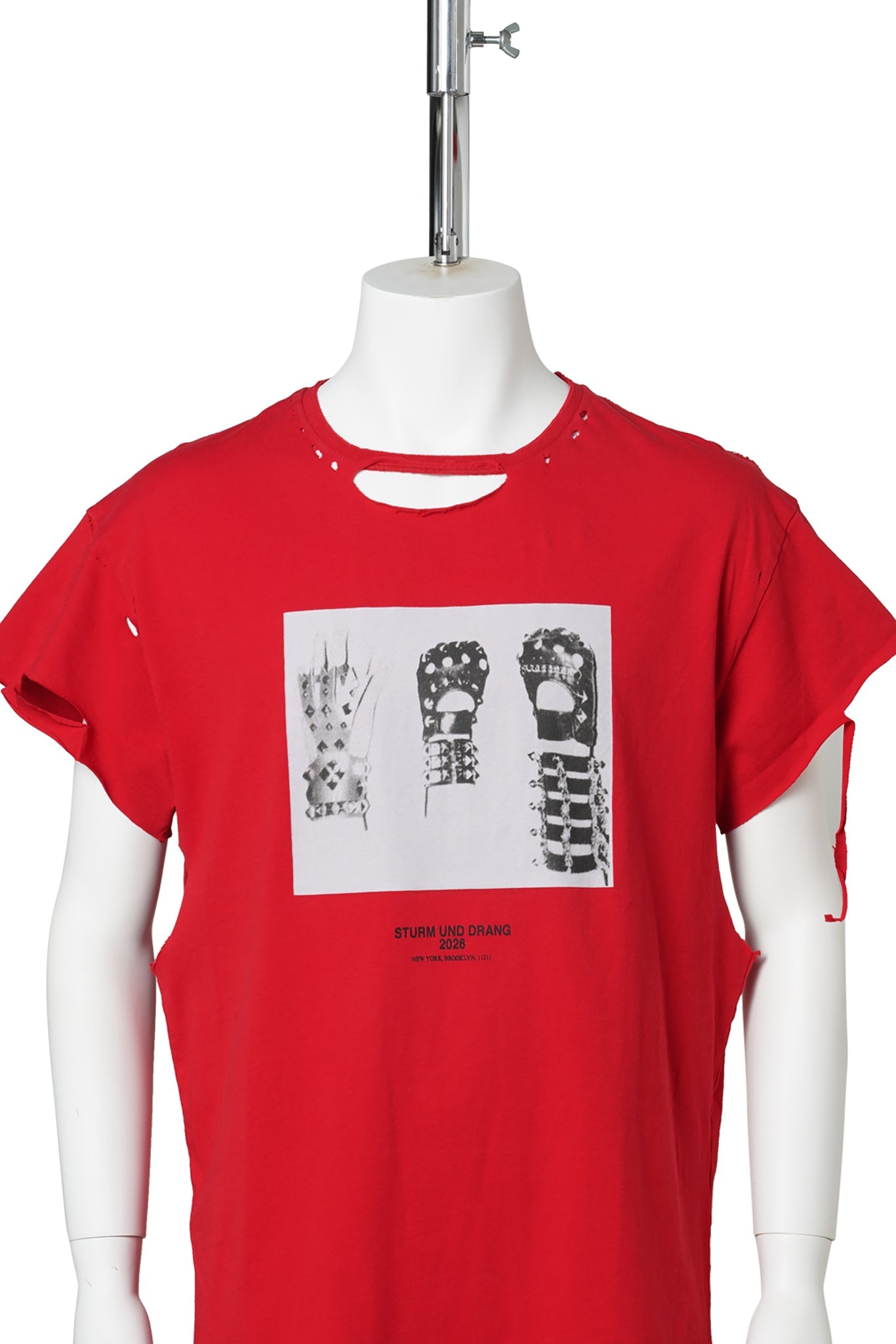 EET T-SHIRT / RED COTTON DISTRESSED GLOVES