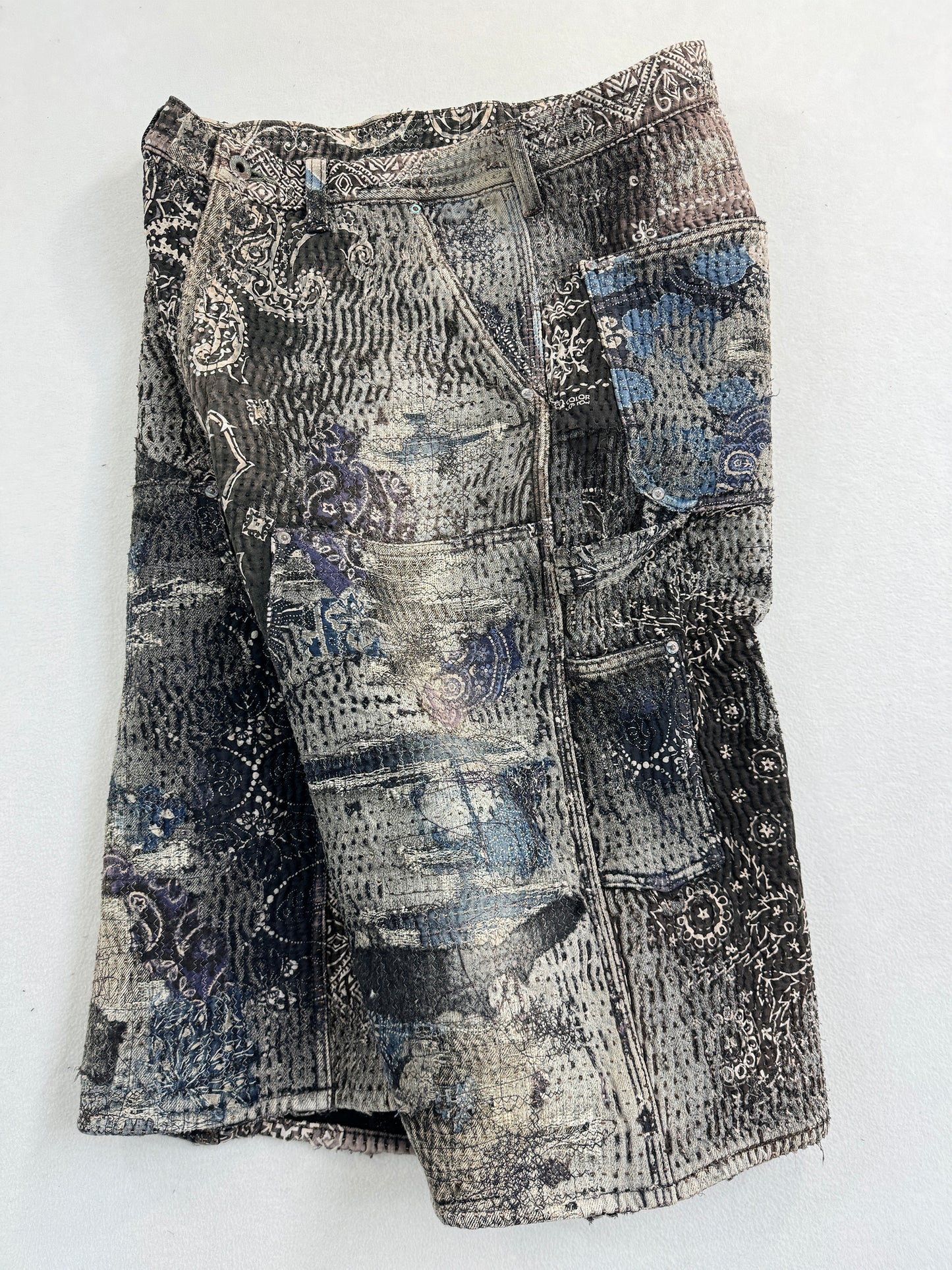 UROBOROS DOUBLE KNEE PAINTER SHORTS / BLACK