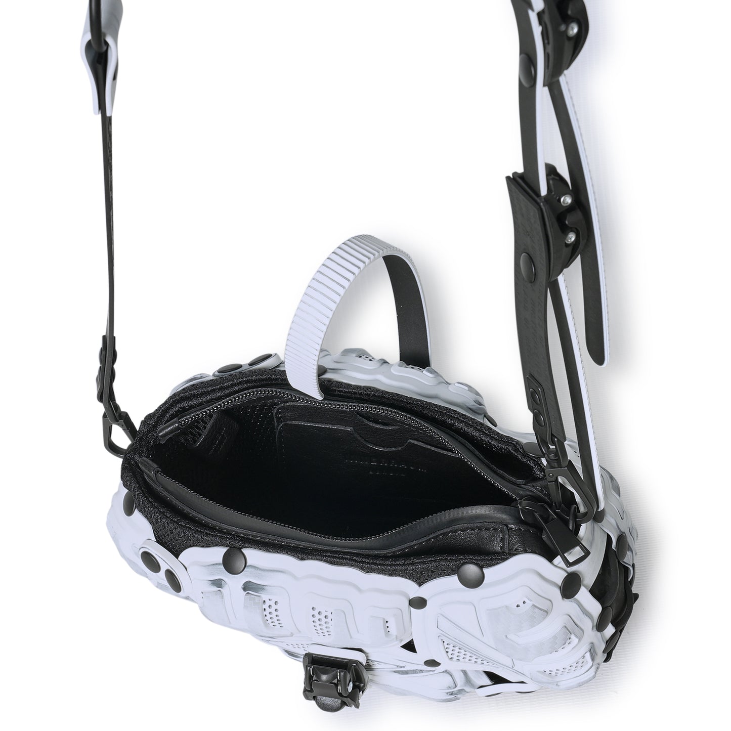 OBJECT I67_CROSS BODY BAG / DISTRESSED WHITE-BLACK MATT