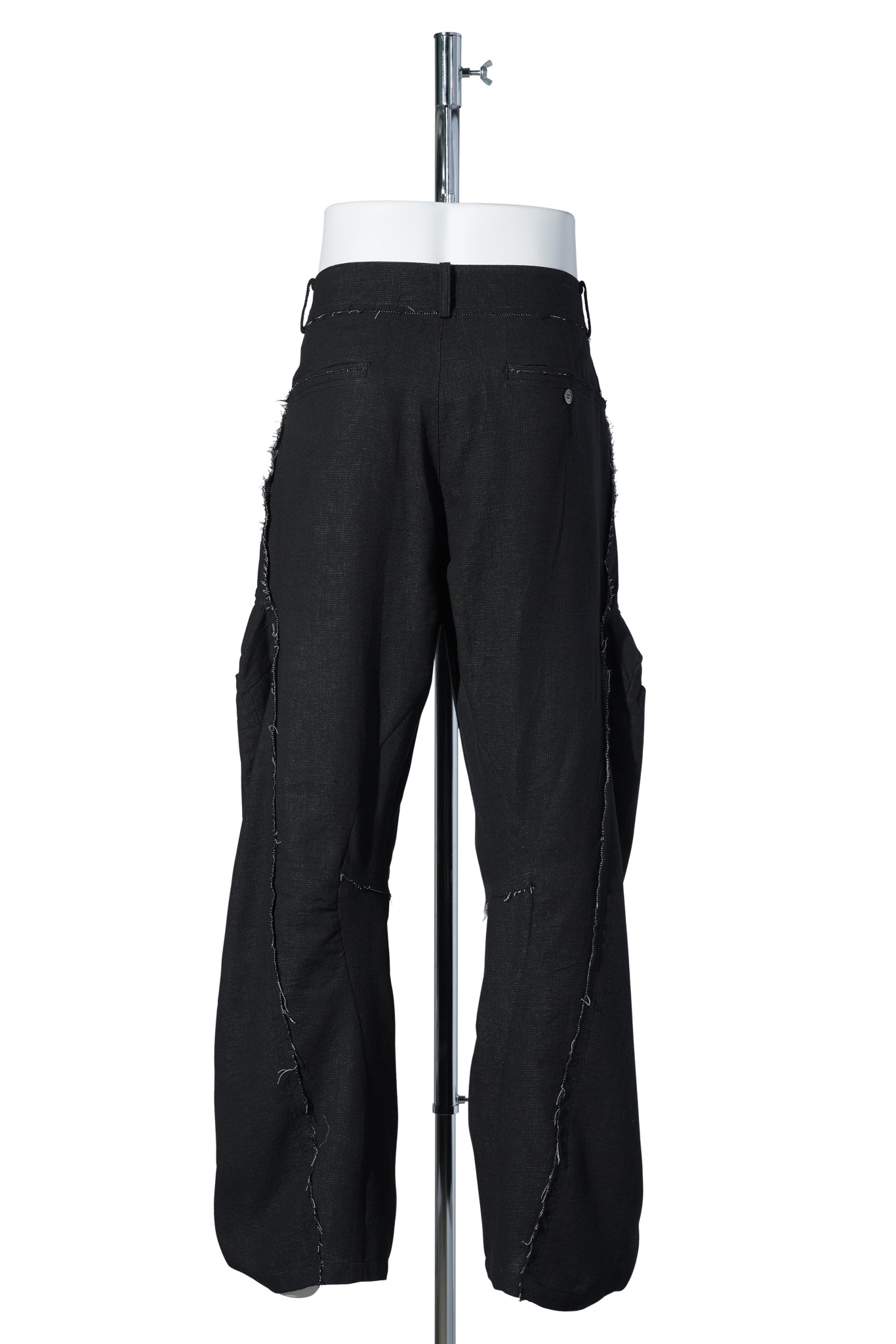 RAW EDGED 3D POCKET TROUSERS / BLACK