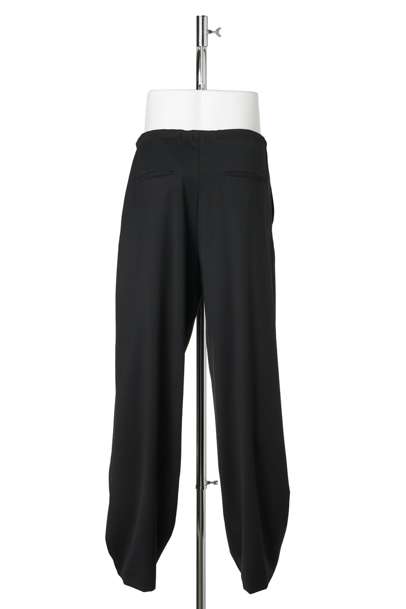 LAAN GATHERED TROUSERS / CROW BLACK