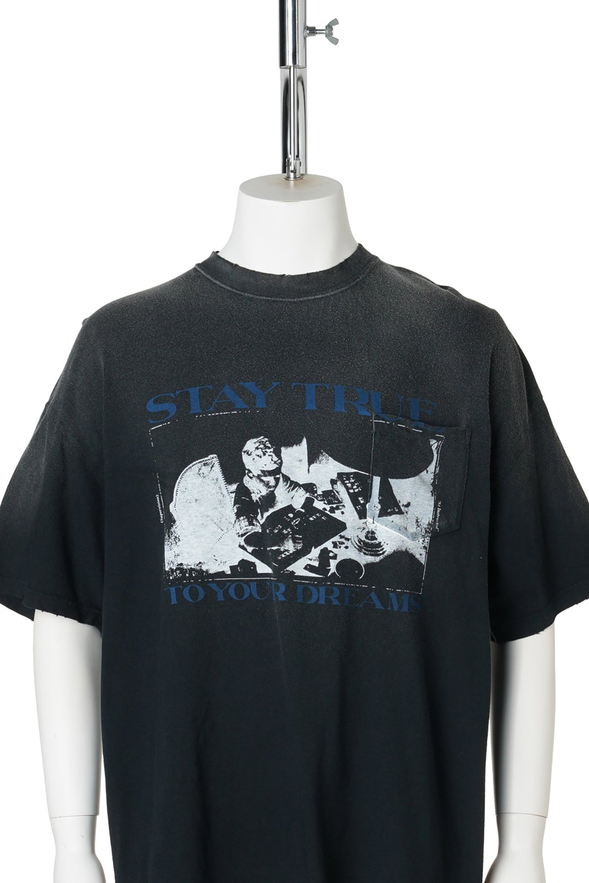 STAY TRUE TO YOUR DREAM POCKET TEE / BLACK