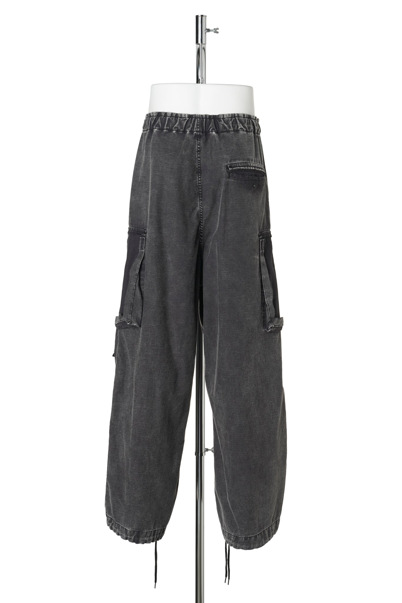 DAMAGED CARGO PANTS / BLACK