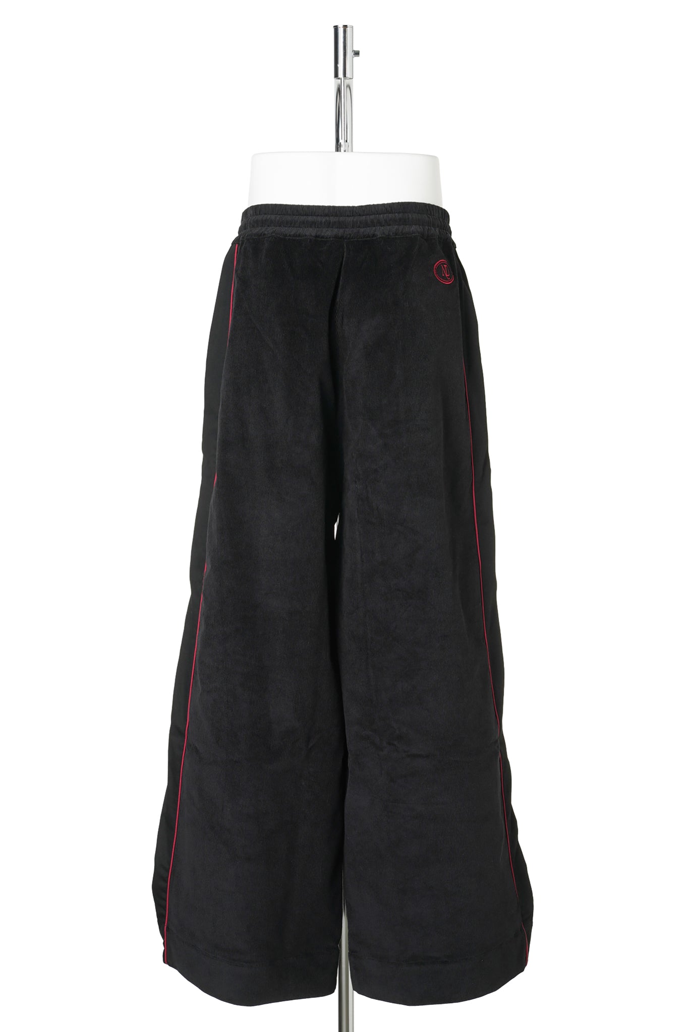 PLEATED TRACK PANT / BLACK