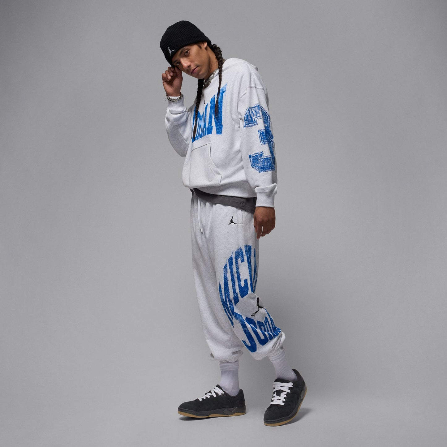 JORDAN SESSION / 001:BLACK/VARSITY RED