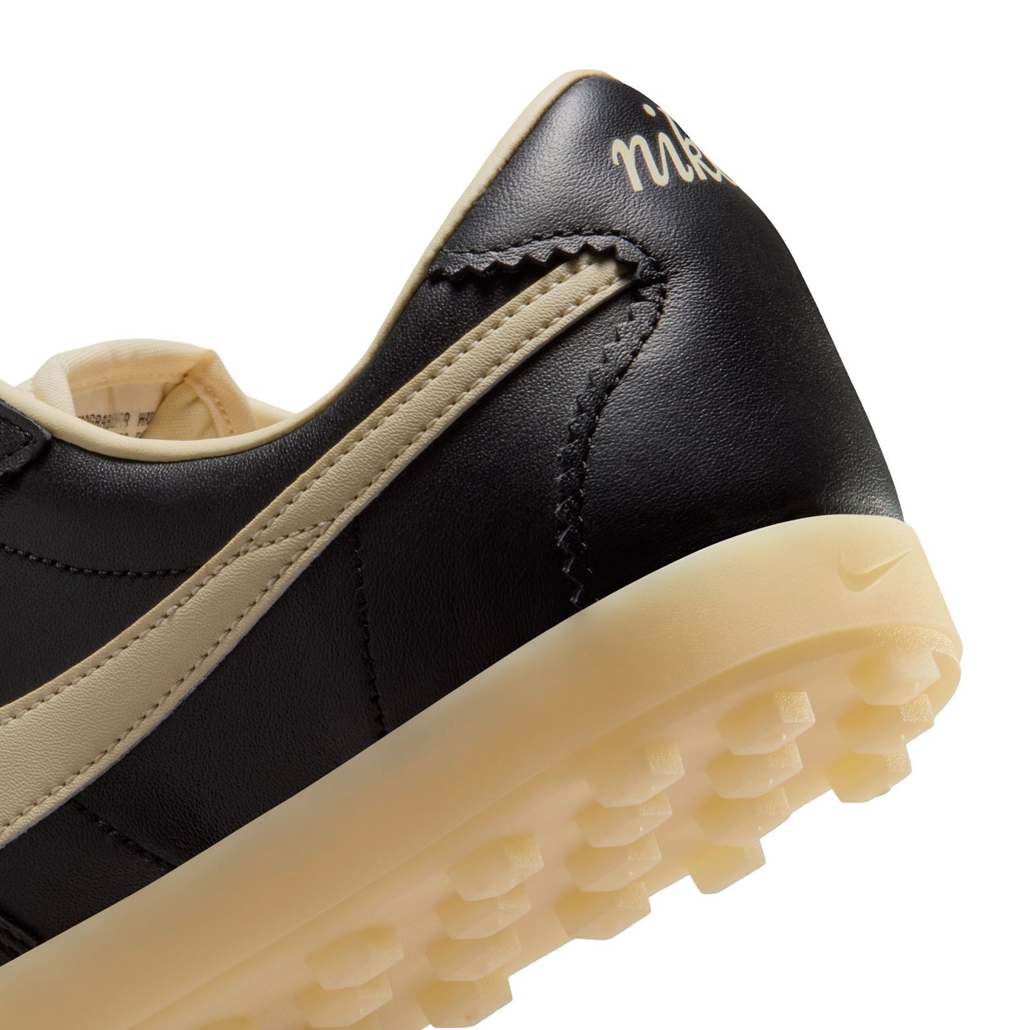 W NIKE ASTROGRABBER LTHR / 001:BLACK/MUSLIN-SAIL
