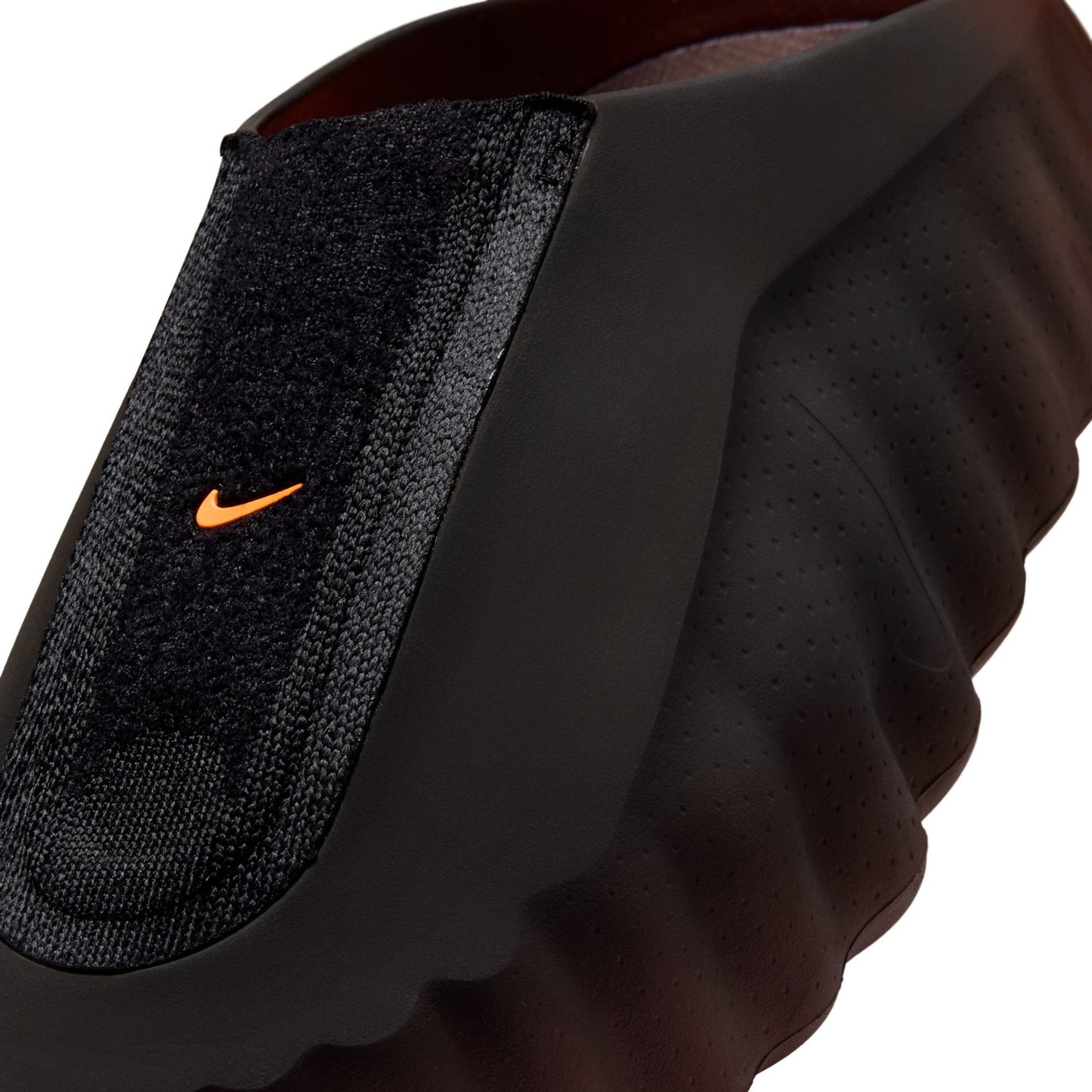 NIKE MIND 001 FK QS / 200:BRONZE ECLIPSE/TOTAL ORANGE