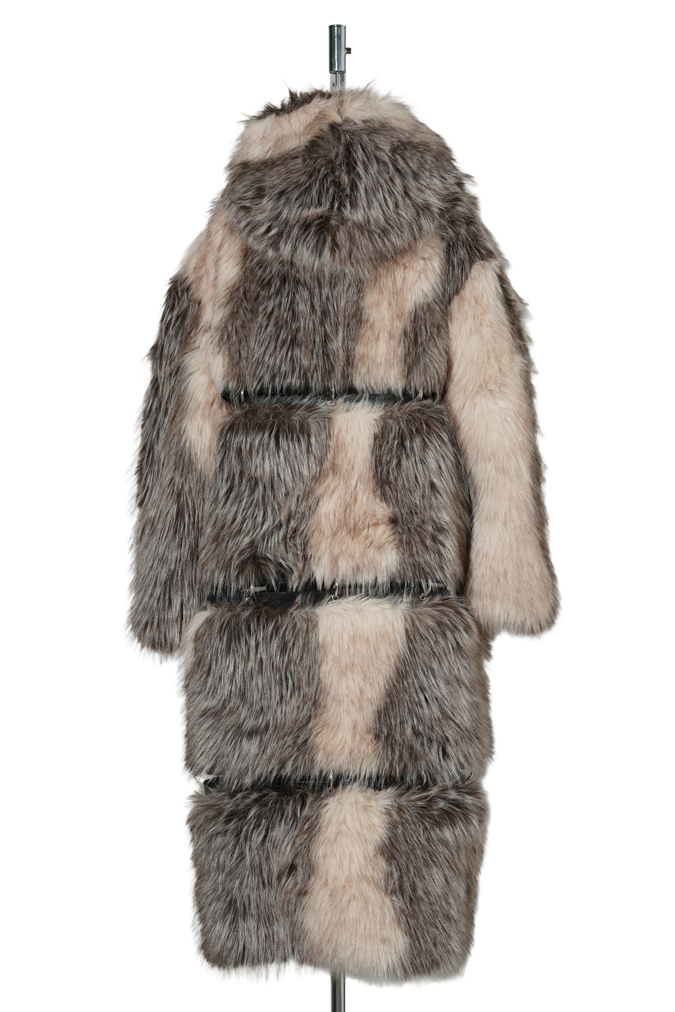 VIP FAUX FUR COAT / BROWN