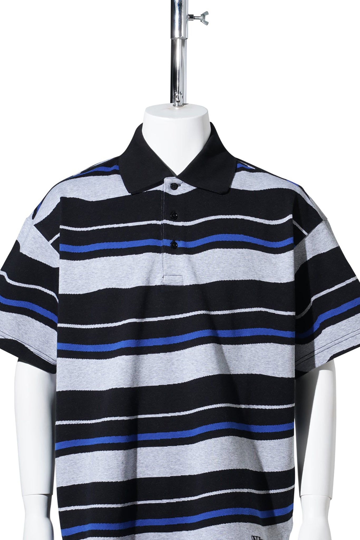 GO SS REP (BLACK POLO) / NPA129:STRIPE