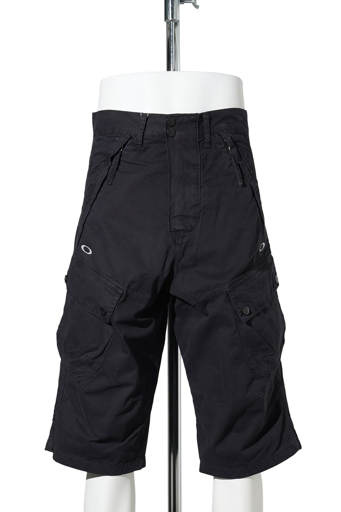 OVERSIZED SHORTS / JET BLACK