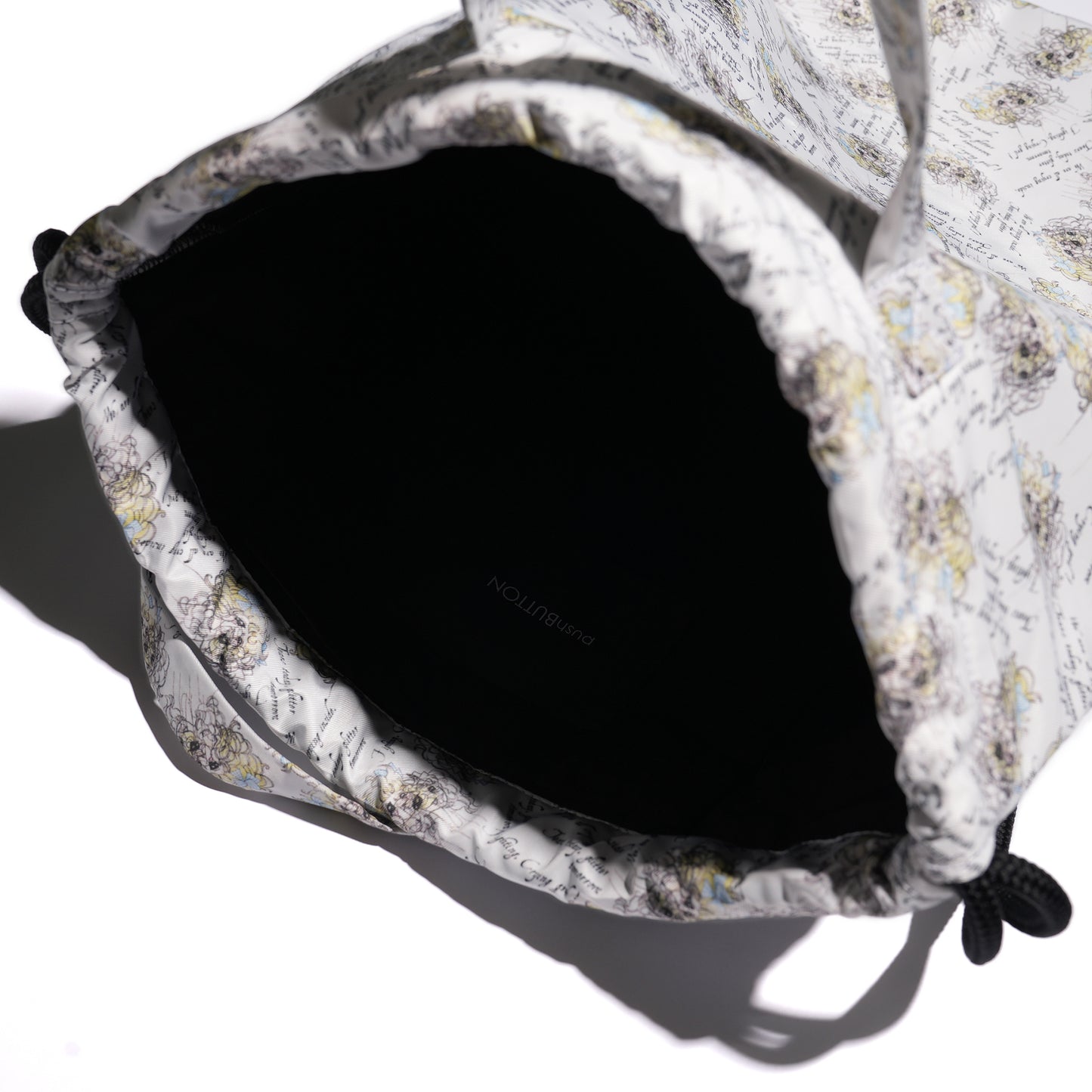 CRYING GIRL PRINTED GYM SACK / WHITE/PATTERN