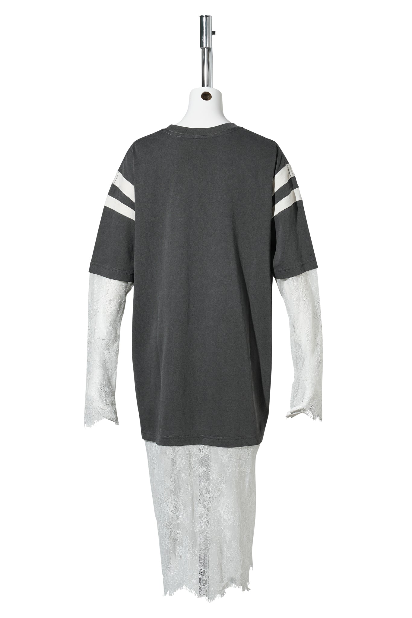 GRAY LAYERED LACE SLEEVE TEE / GRAY