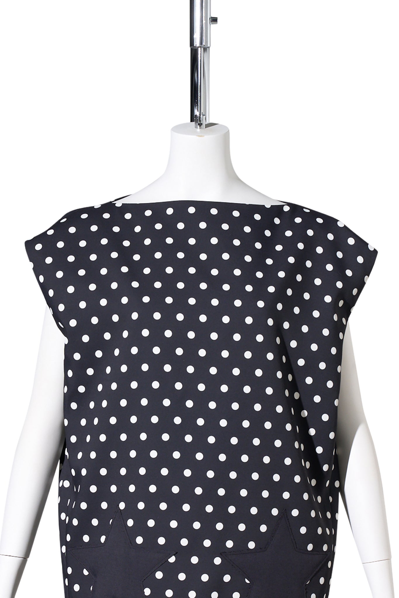BLACK POLKA DOT STAR EMBOSSED DRESS / BLACK