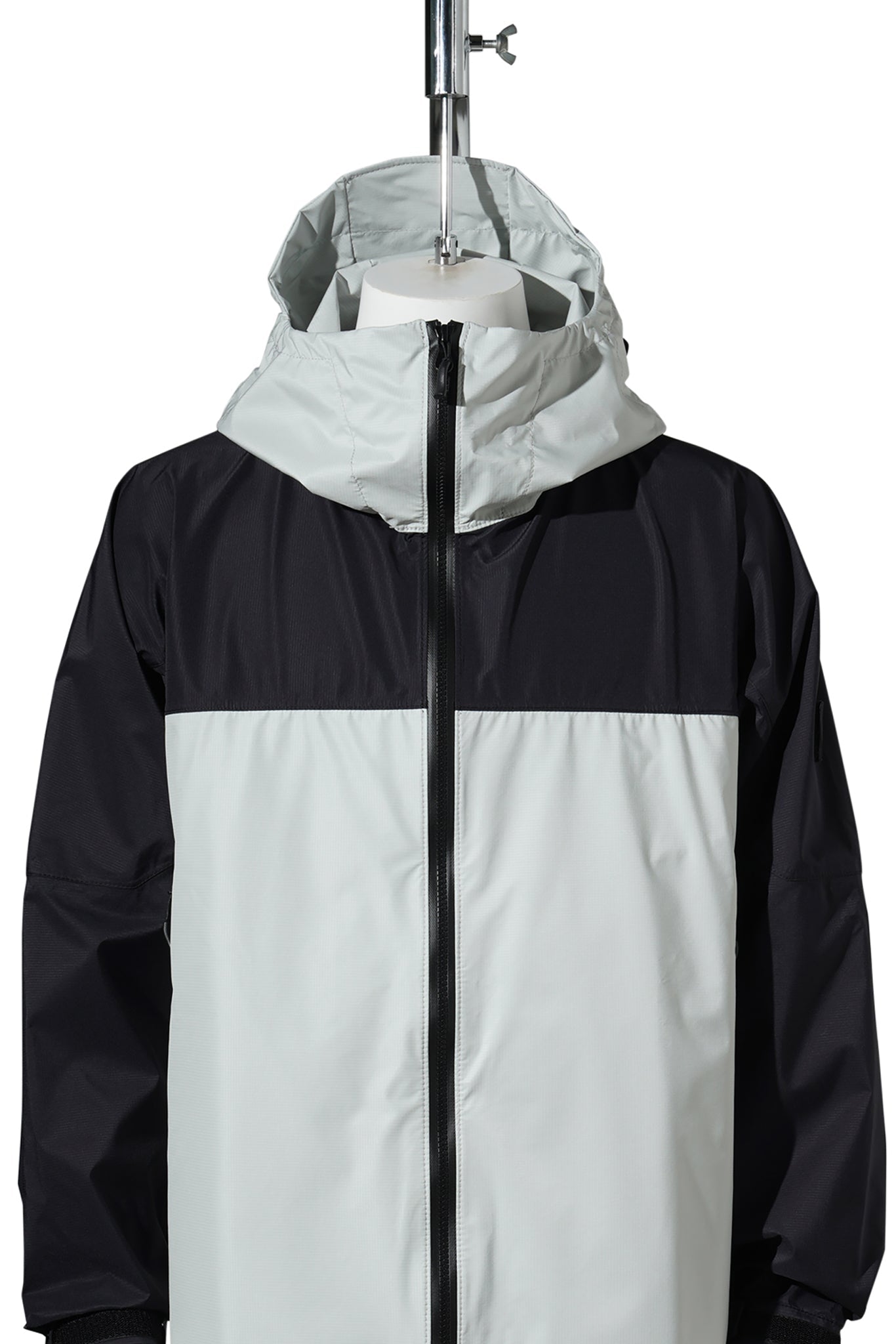 CUMALICE SHELL JACKET RESMILDIV / LIGHT GREY/BLACK