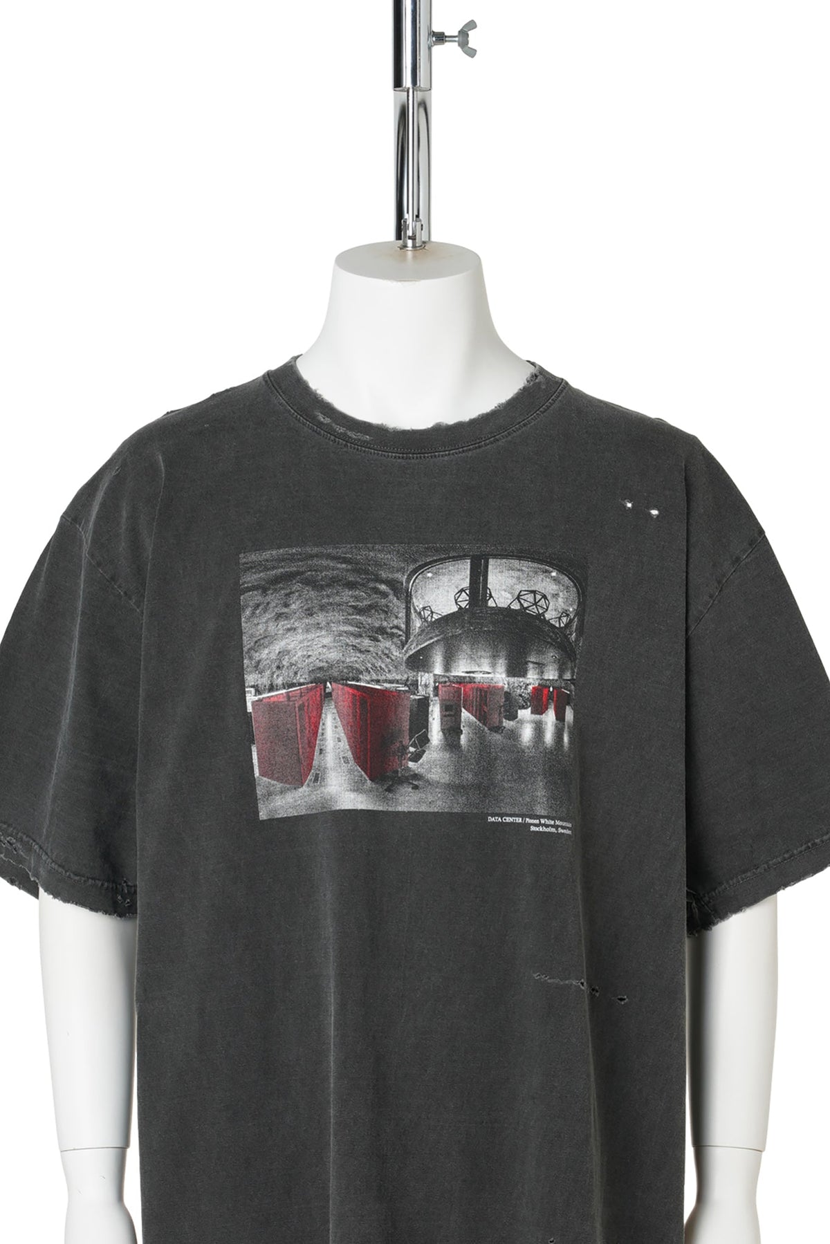 DATA CENTER TEE / BLACK