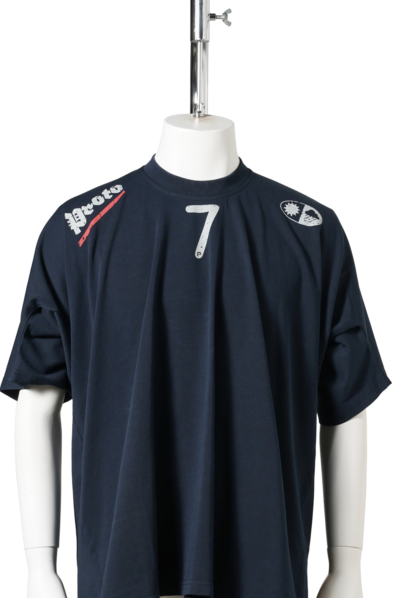 MOVED NECKLINE TEE / NAVY