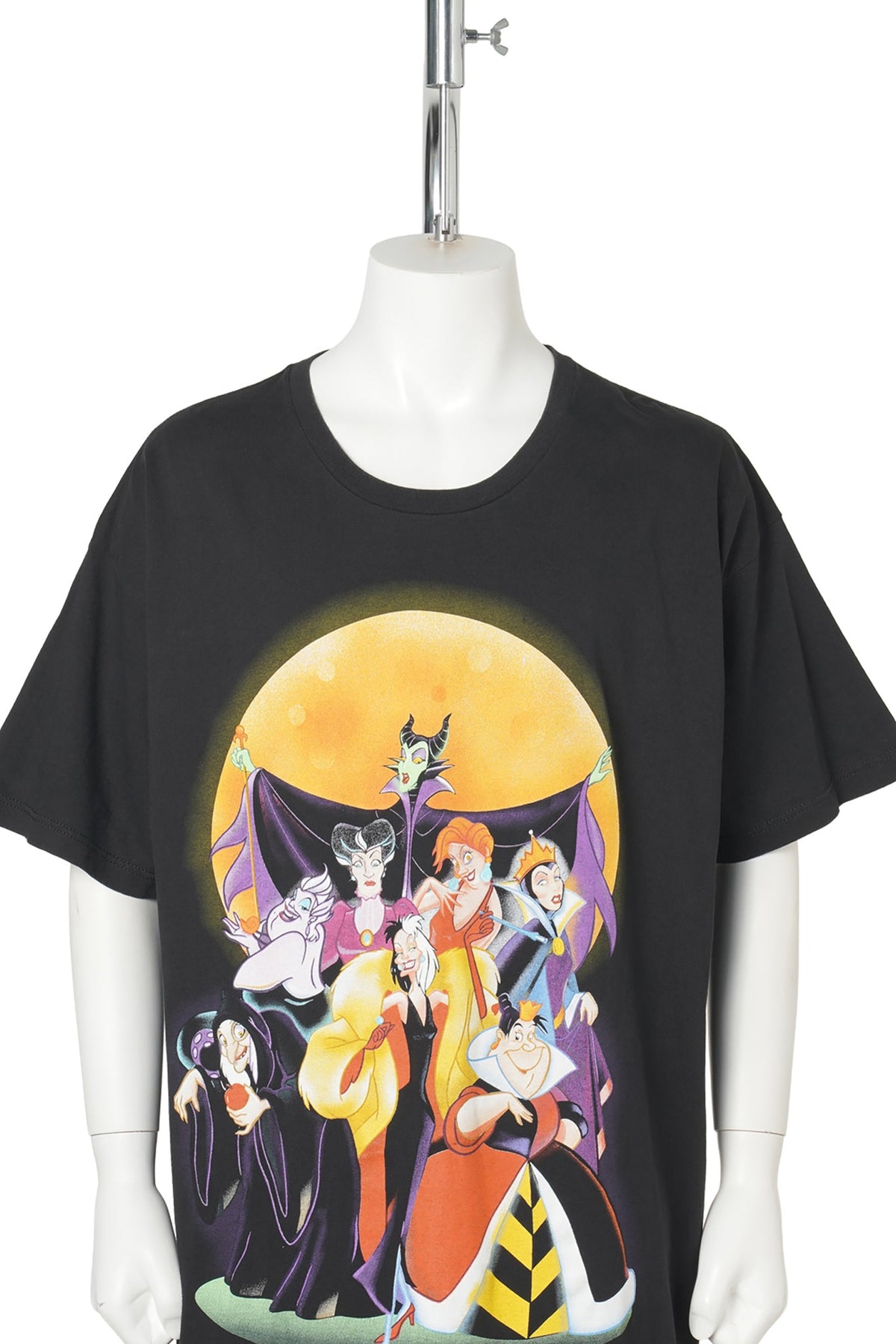 Disneyland Villains Ensemble Tee / BLACK