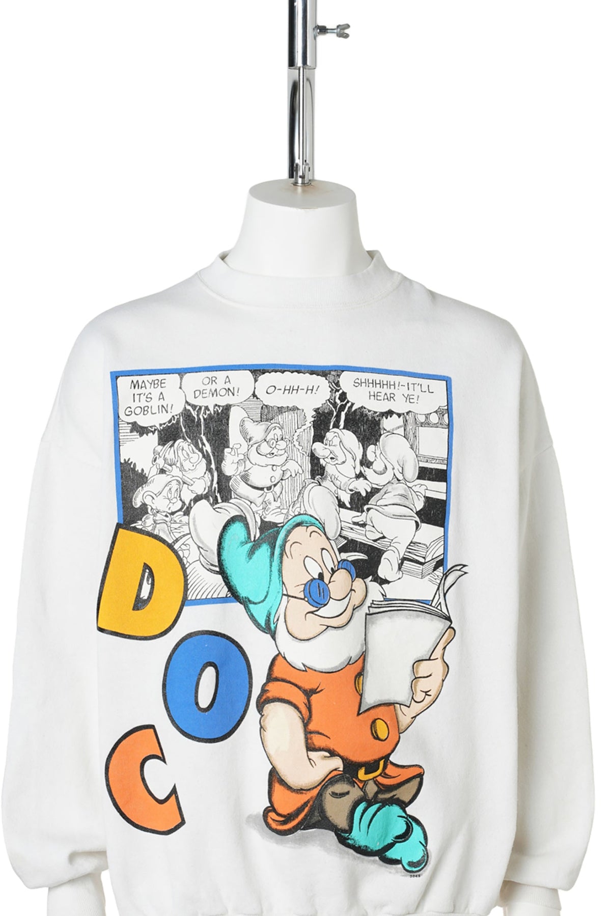 90s Snow White and the Seven Dwarfs / Doc Comic Print White Sweatshirt / WHITE