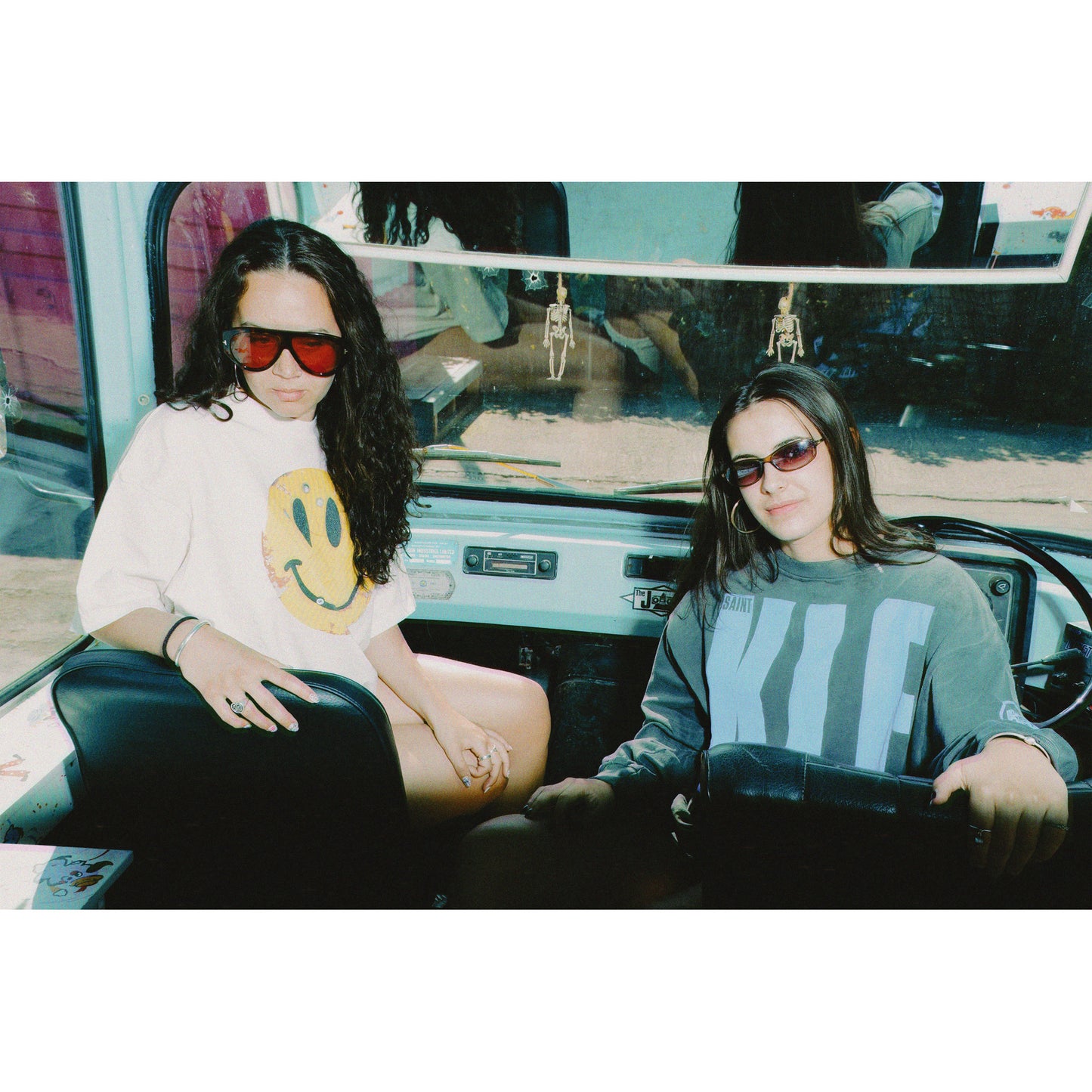 SAINT Mxxxxxx x The KLF KLF_SS TEE/SMILE / WHITE