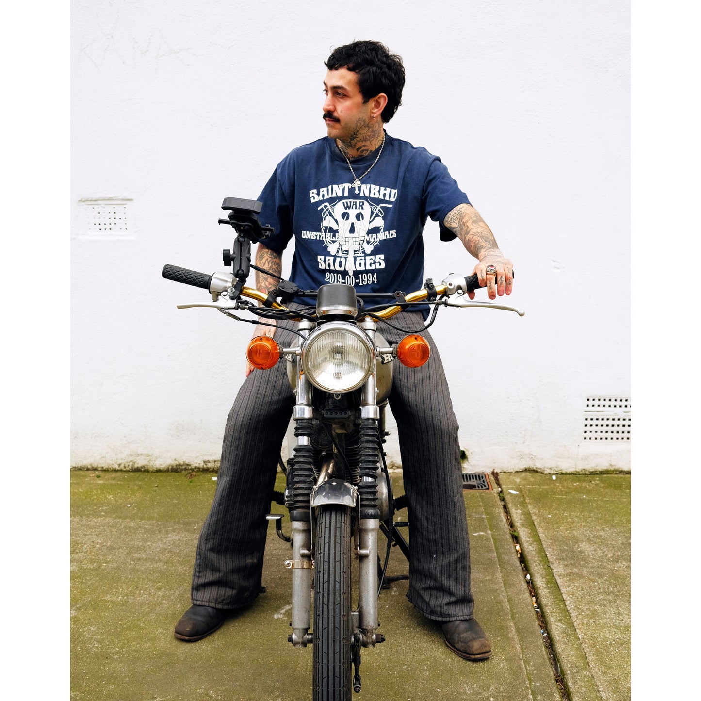 SAINT Mxxxxxx x NEIGHBORHOOD STHD . SS TEE SAINT NBHD / NAVY