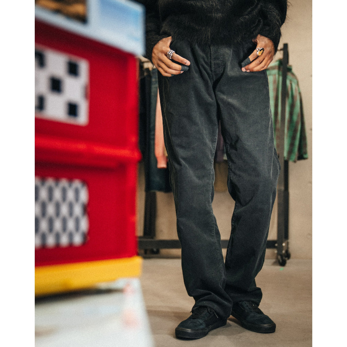 CORDUROY PANTS/STRAIGHT / BLACK
