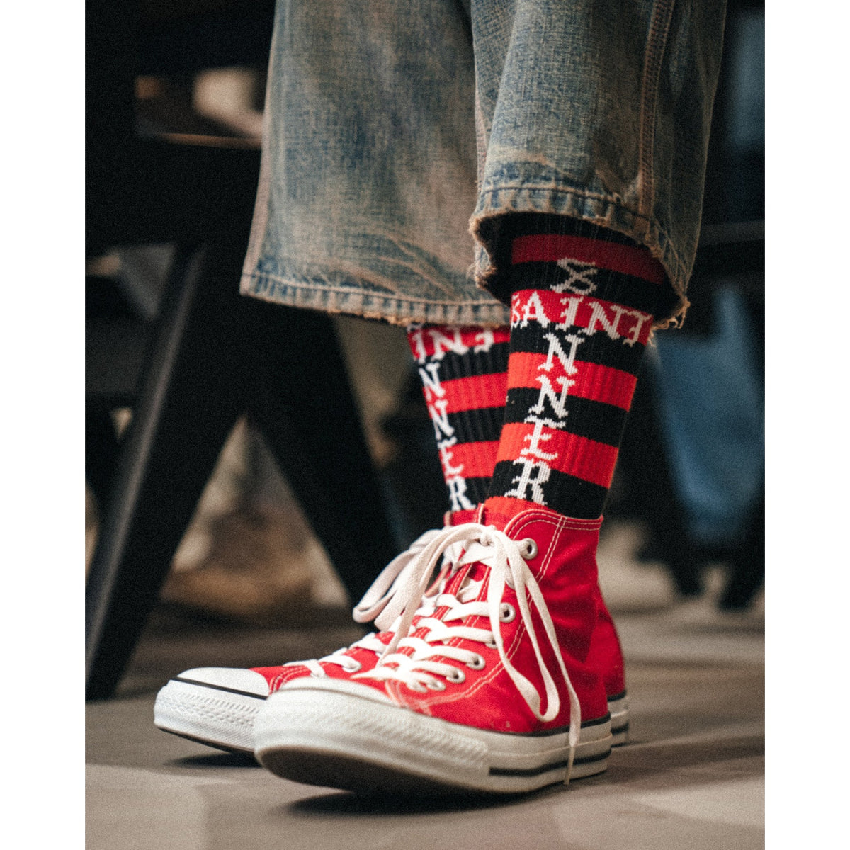 SOCKS/BORDER / BLACK+RED
