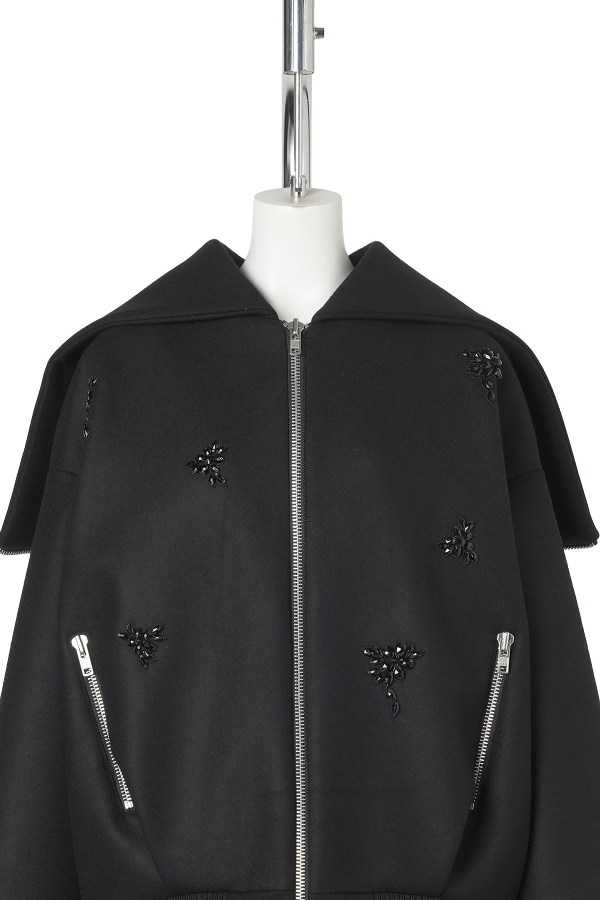 OVERSIZED SPUTHOOD JACKET W/EMB / 150:BLACK/JET