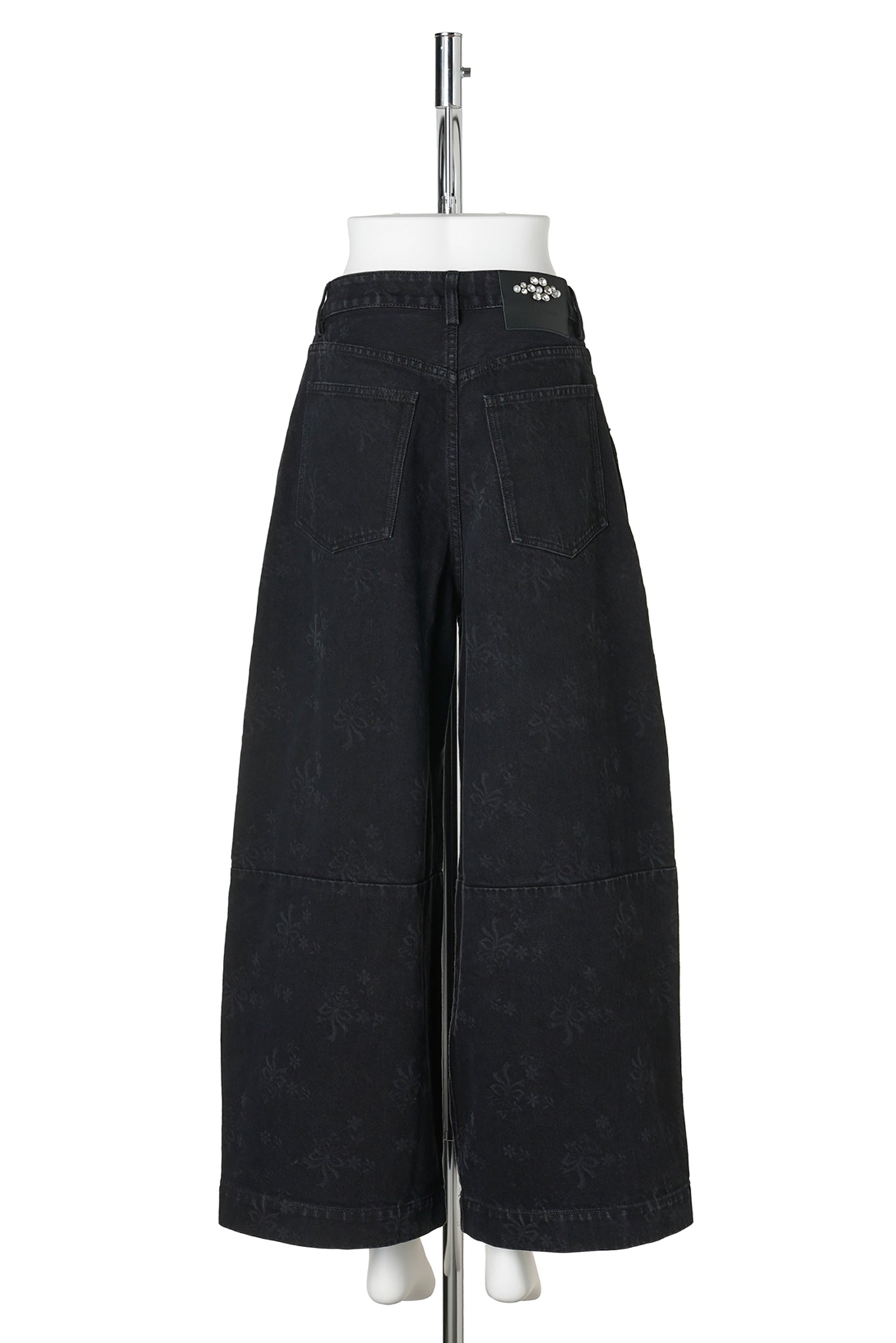 CROPPED WIDE LEG UTILITY CURVE JEANS W/EMB / 150:BLACK/PEARL/CLEAR