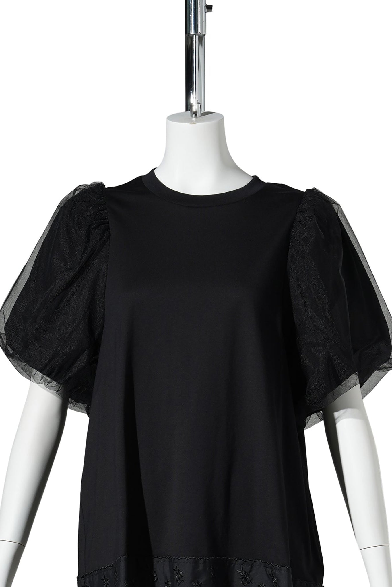 TULLE OVERLAY PUFF SLEEVE LACE TRIM T-SHIRT / 150:BLACK