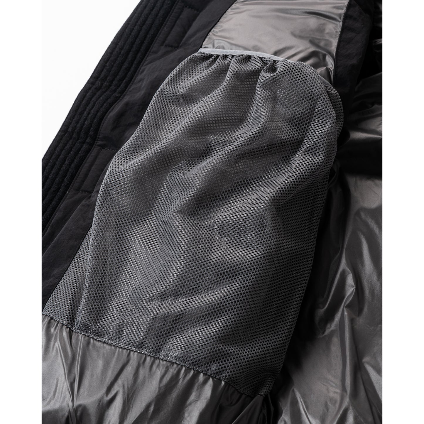 PLAC DOWN VEST / BLACK