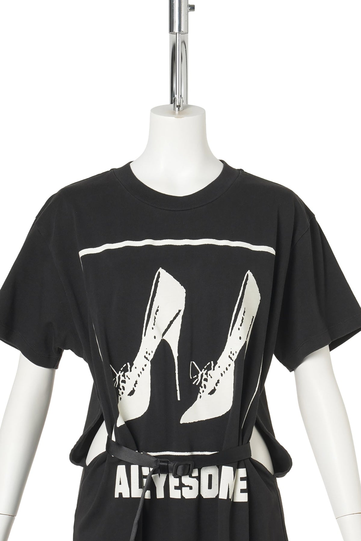 WOMEN ALL EYES ON ME BELTED T SHIRT / BLACK